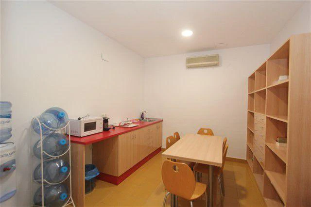 Spacious premises for sale in Calpe - Centro