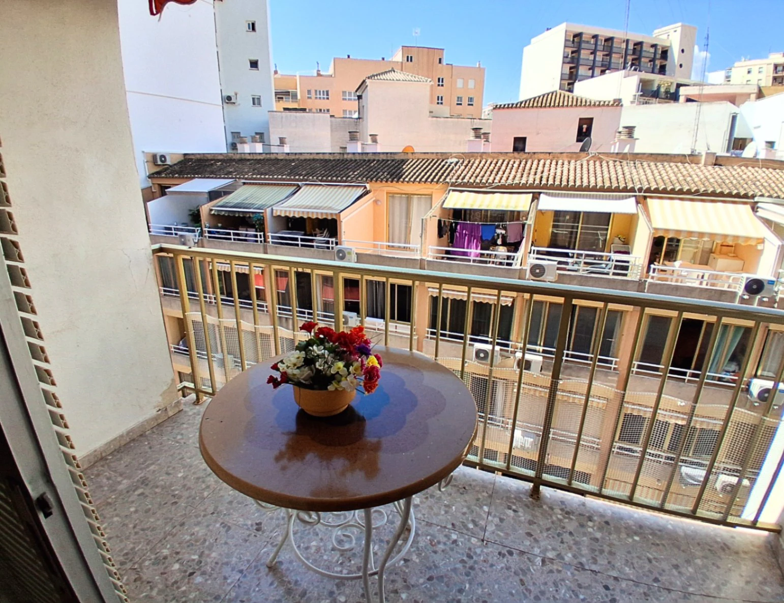 EA-3001 - Piso de 3 dormitorios en el centro de Calpe