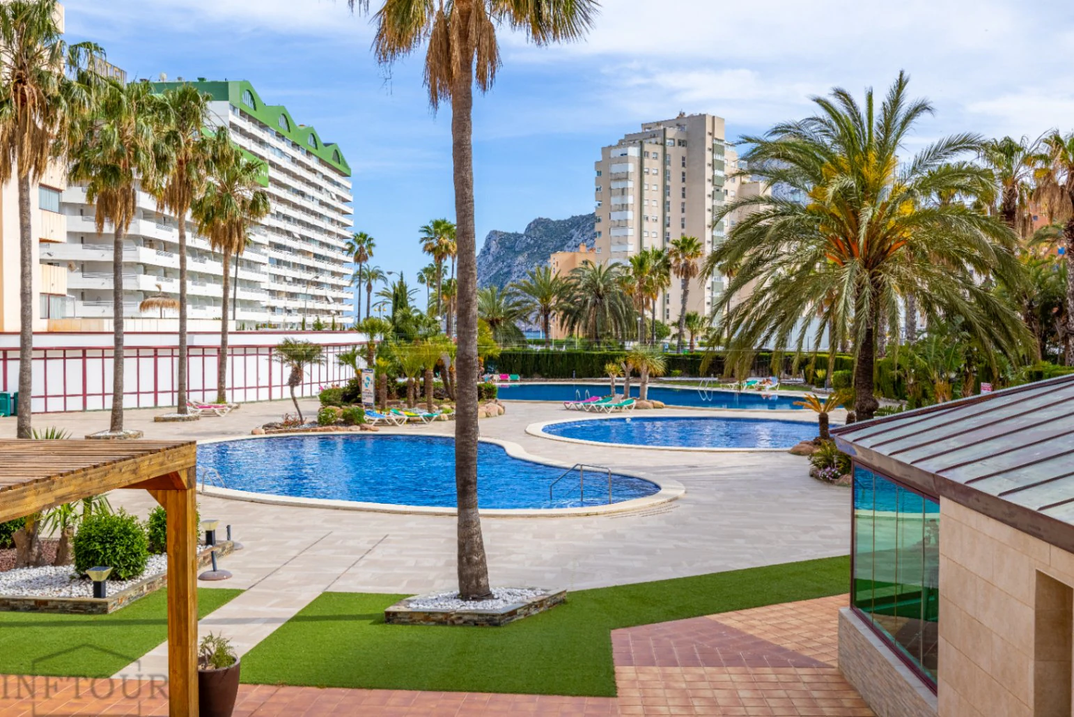 Alquiler temporal piso de 1 dormitorio con terraza, piscina y gimnasio en playa La Fossa, Calpe