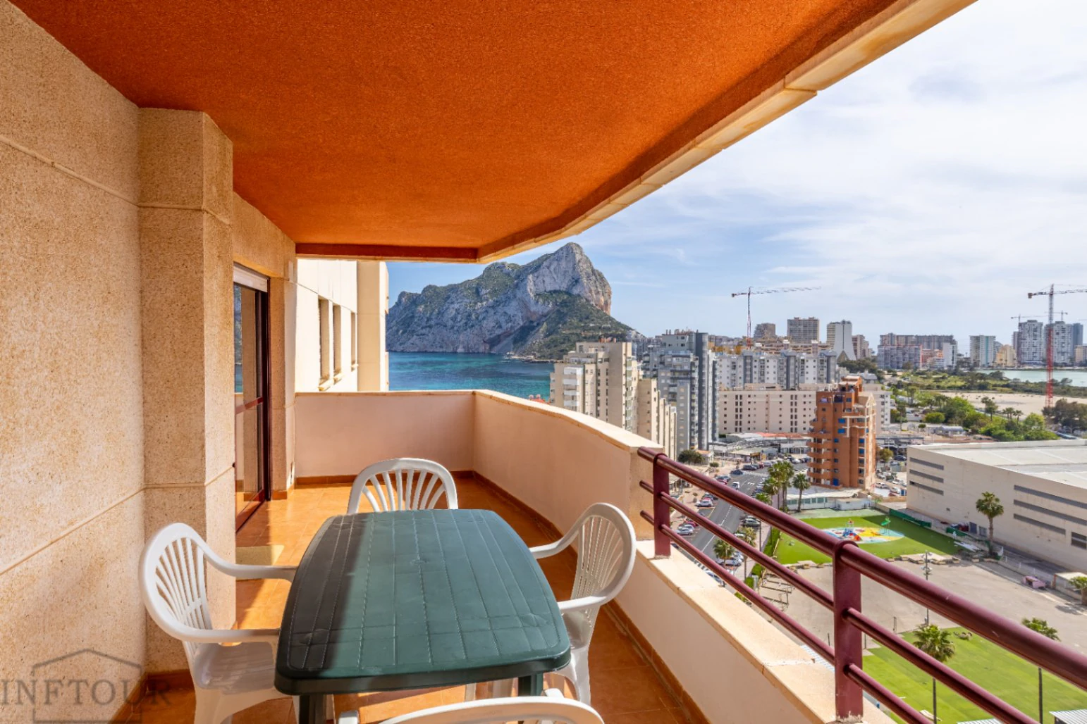 Alquiler temporal piso de 1 dormitorio con terraza, piscina y gimnasio en playa La Fossa, Calpe