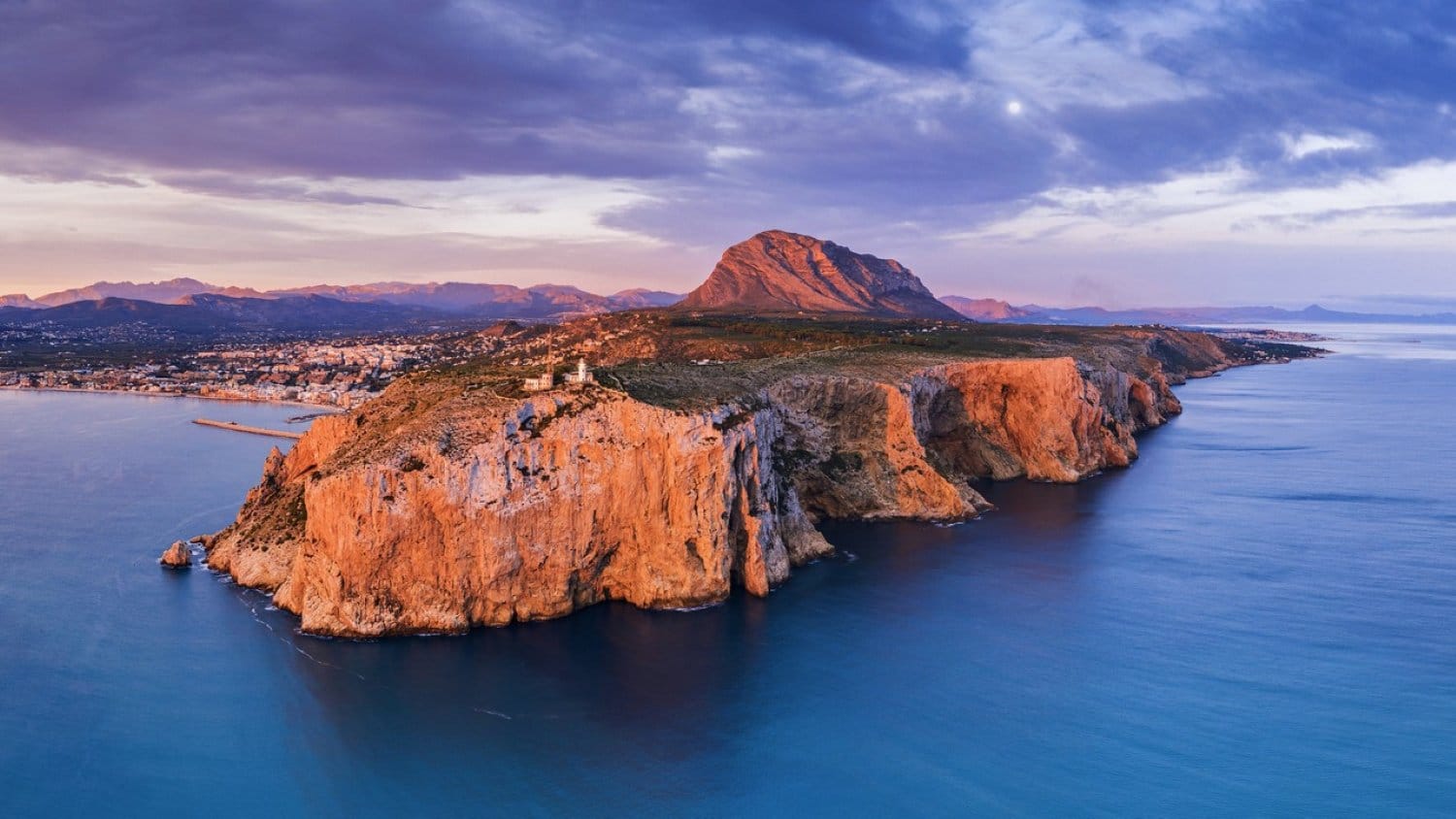 Cabo de la Nao: Un viaje a través de su historia y belleza natural