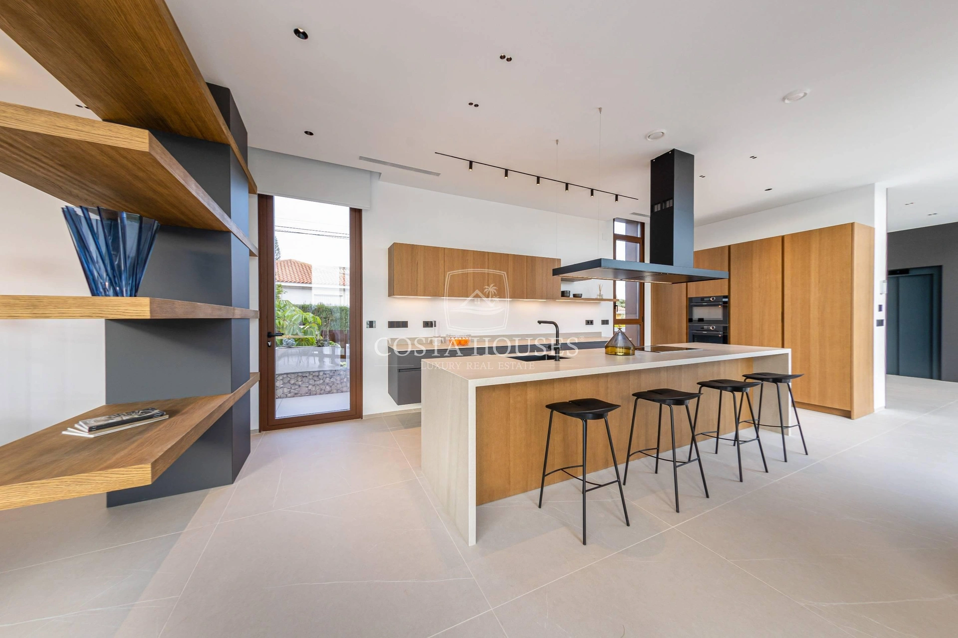 2521VL_ZEN - VILLA ZEN | IMPRESIONANTE VILLA EN VENTA EN BENIDORM CERCA DE GOLF AITANA, COSTA BLANCA
