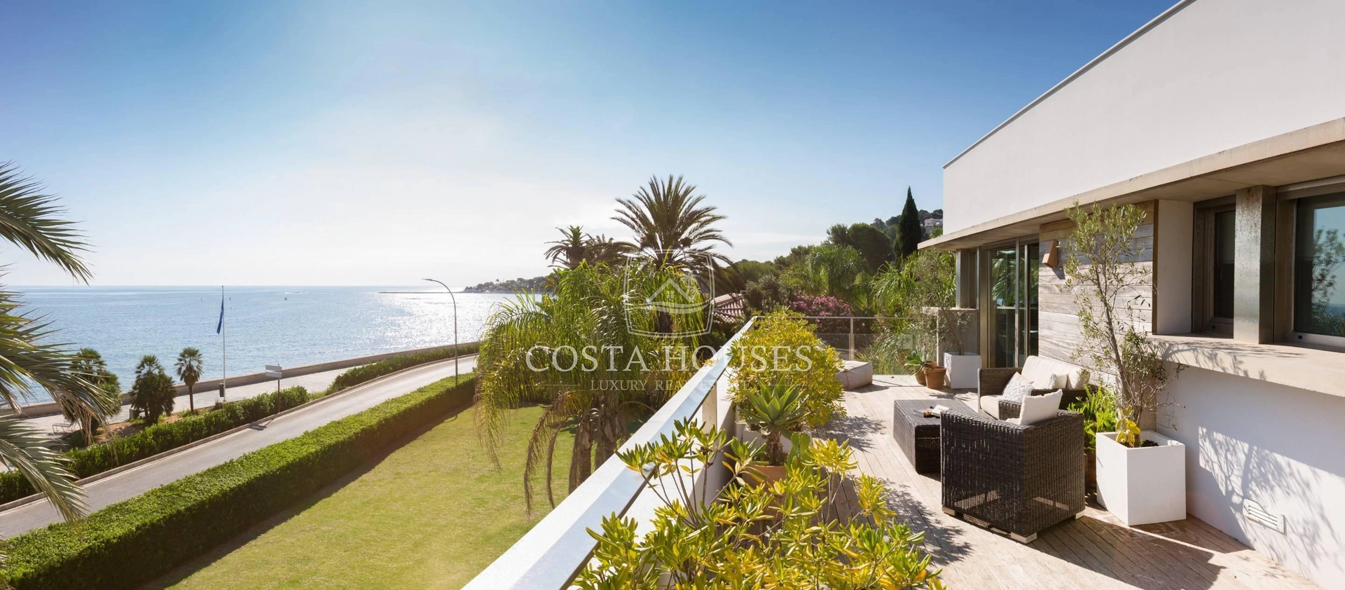2418VL_SIRENA - ❶ VILLA SIRENA - En venta LUJOSO CHALET FRENTE AL MAR EN Denia, Costa Blanca España