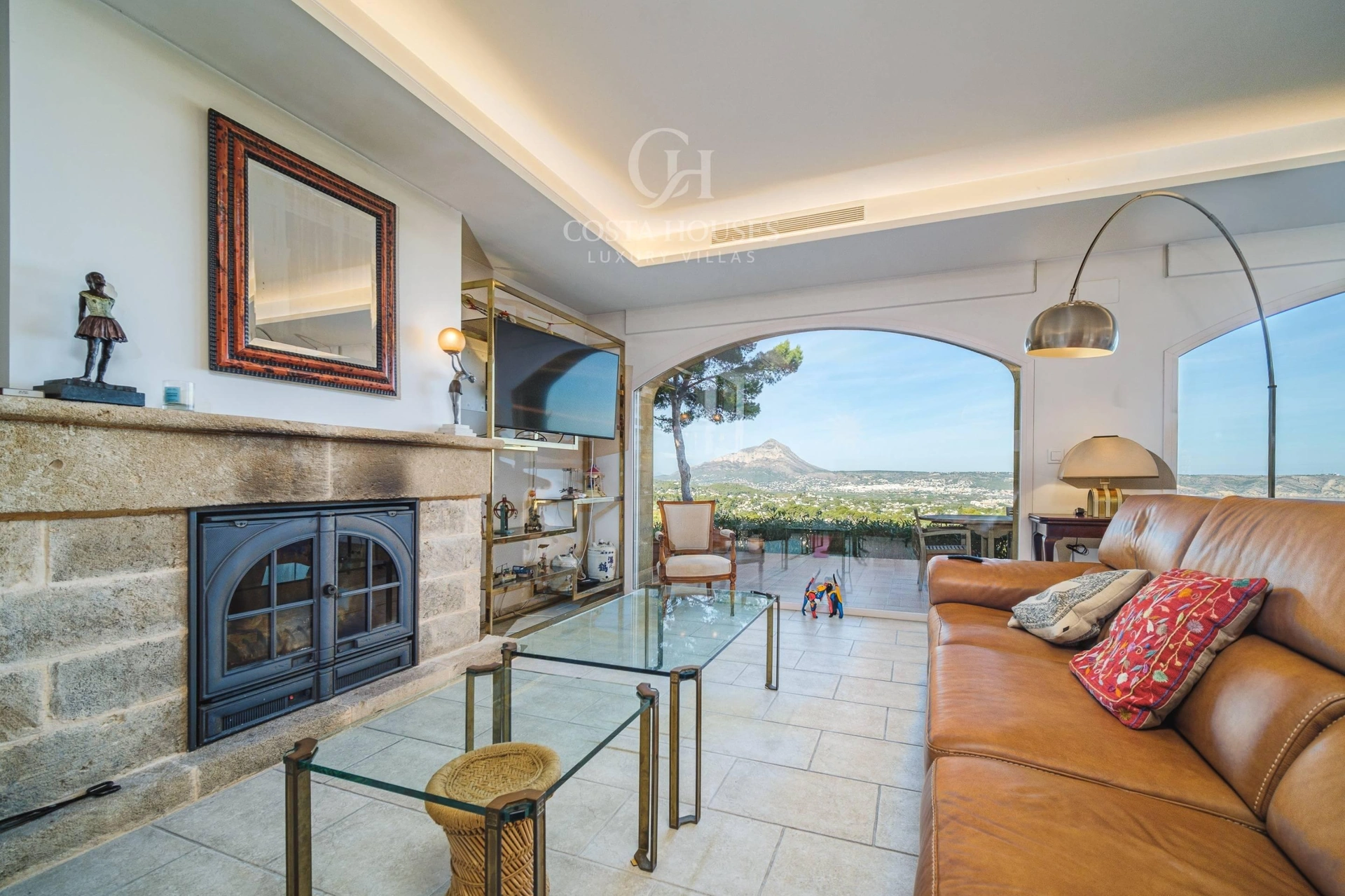 2719VL_MILAN - VILLA MILAN · RESIDENCIA DE LUJO CON VISTAS PANORÁMICAS AL MAR EN JÁVEA, ALICANTE