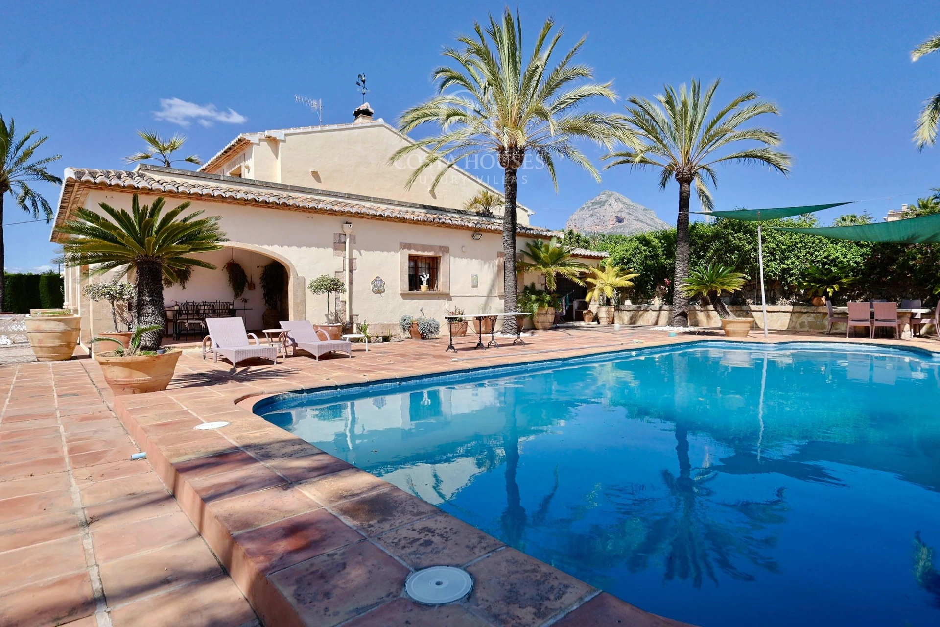 2724VL_SENIOLES - FINCA MEDITERRANEA EN SENIOLES, JAVEA · AUTENTICIDAD Y ENCANTO RUSTICO