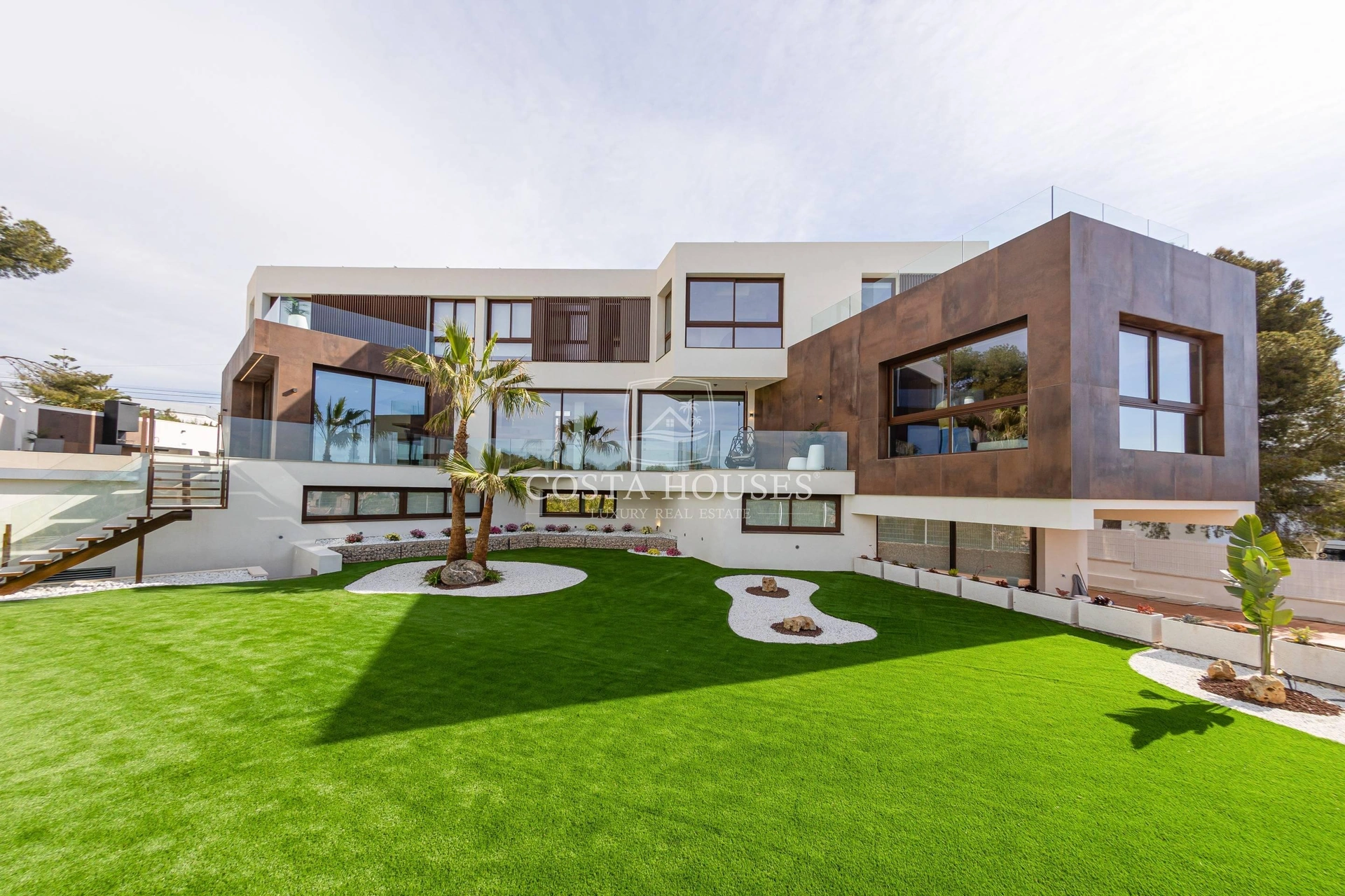 2521VL_ZEN - VILLA ZEN | IMPRESIONANTE VILLA EN VENTA EN BENIDORM CERCA DE GOLF AITANA, COSTA BLANCA