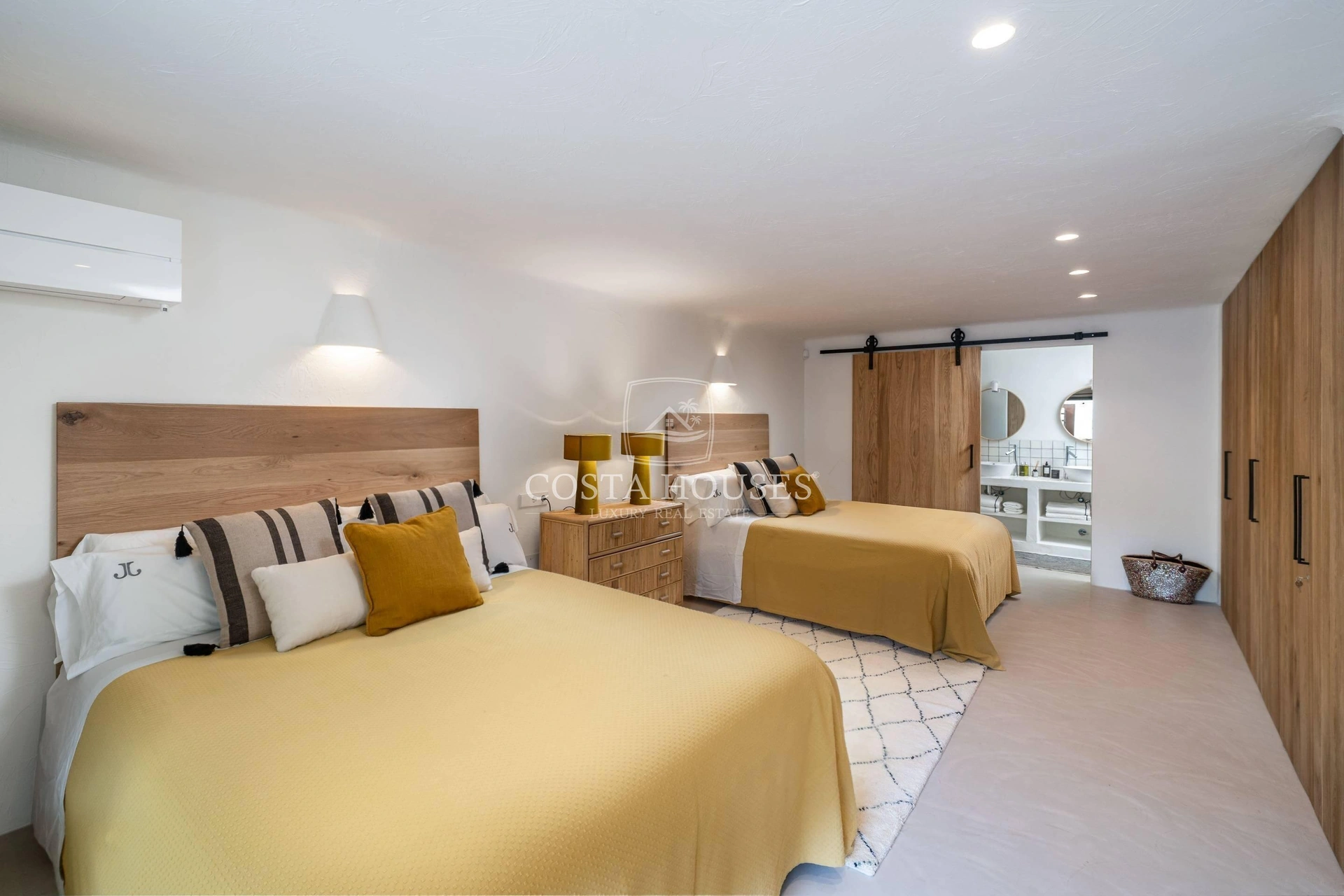 2512VL_VILLASOL - Exclusivas Villas de Lujo Ibiza Style frente al Mar · PORTET, Moraira | 4 dorm · Luxury LifeStyle
