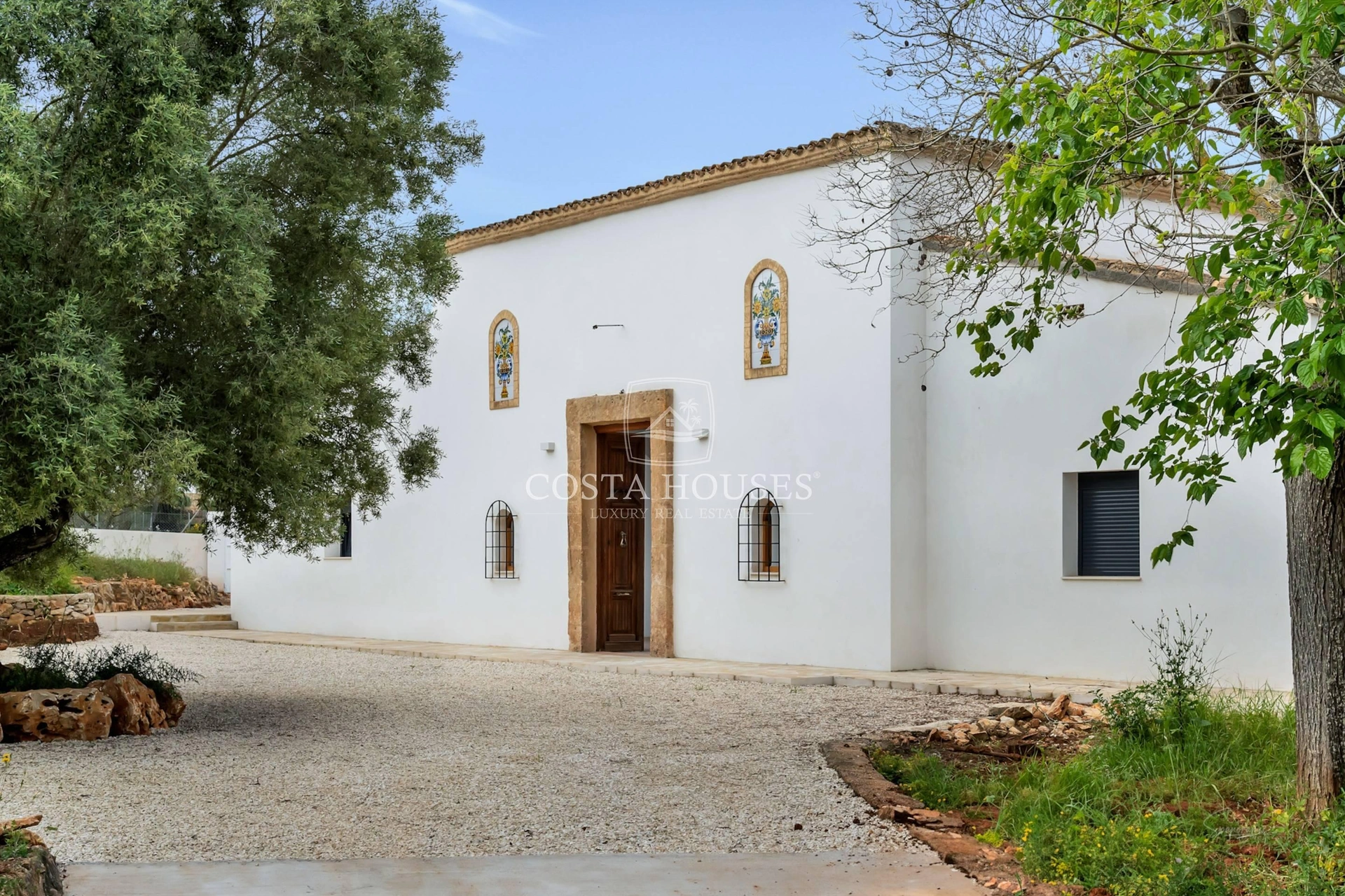 2677VL_HACIENDAJAVEA - HACIENDA JÁVEA · FINCA ANDALUZA CON GRAN PARCELA Y AMPLIAS POSIBILIDADES EN VENTA EN JÁVEA XÀBIA