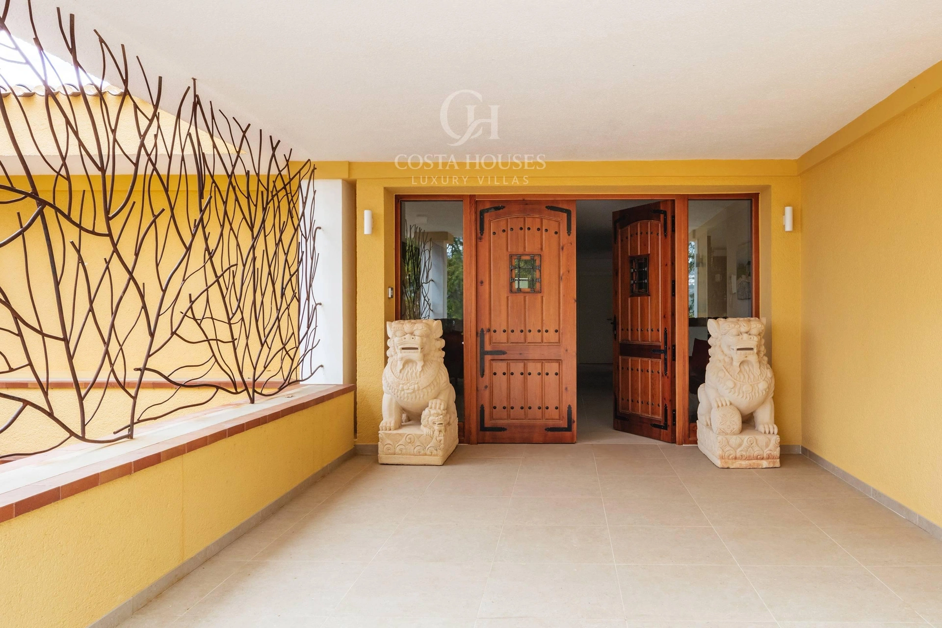 2771VL_FINCASWISS - FINCA SWISS · EN JÁVEA, ELEGANCIA CONTEMPORÁNEA ENTRE EL MONTGÓ Y EL MAR