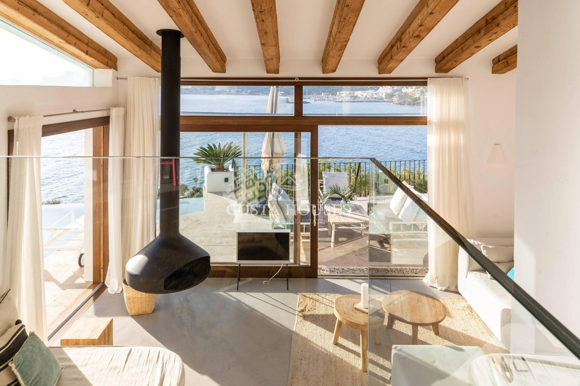2406VL_PUERTOSOL - ❶ IBIZA VILLA FRENTE AL MAR EN MORAIRA, Costa Blanca | Exclusive SEAFRONT IBIZA VILLA in Moraira