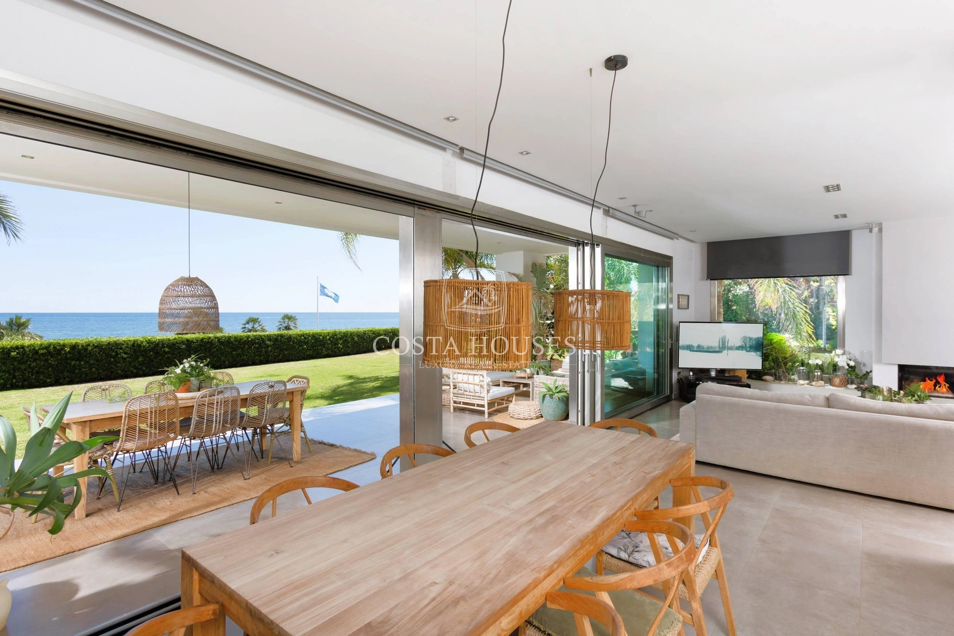 2418VL_SIRENA - ❶ VILLA SIRENA - En venta LUJOSO CHALET FRENTE AL MAR EN Denia, Costa Blanca España