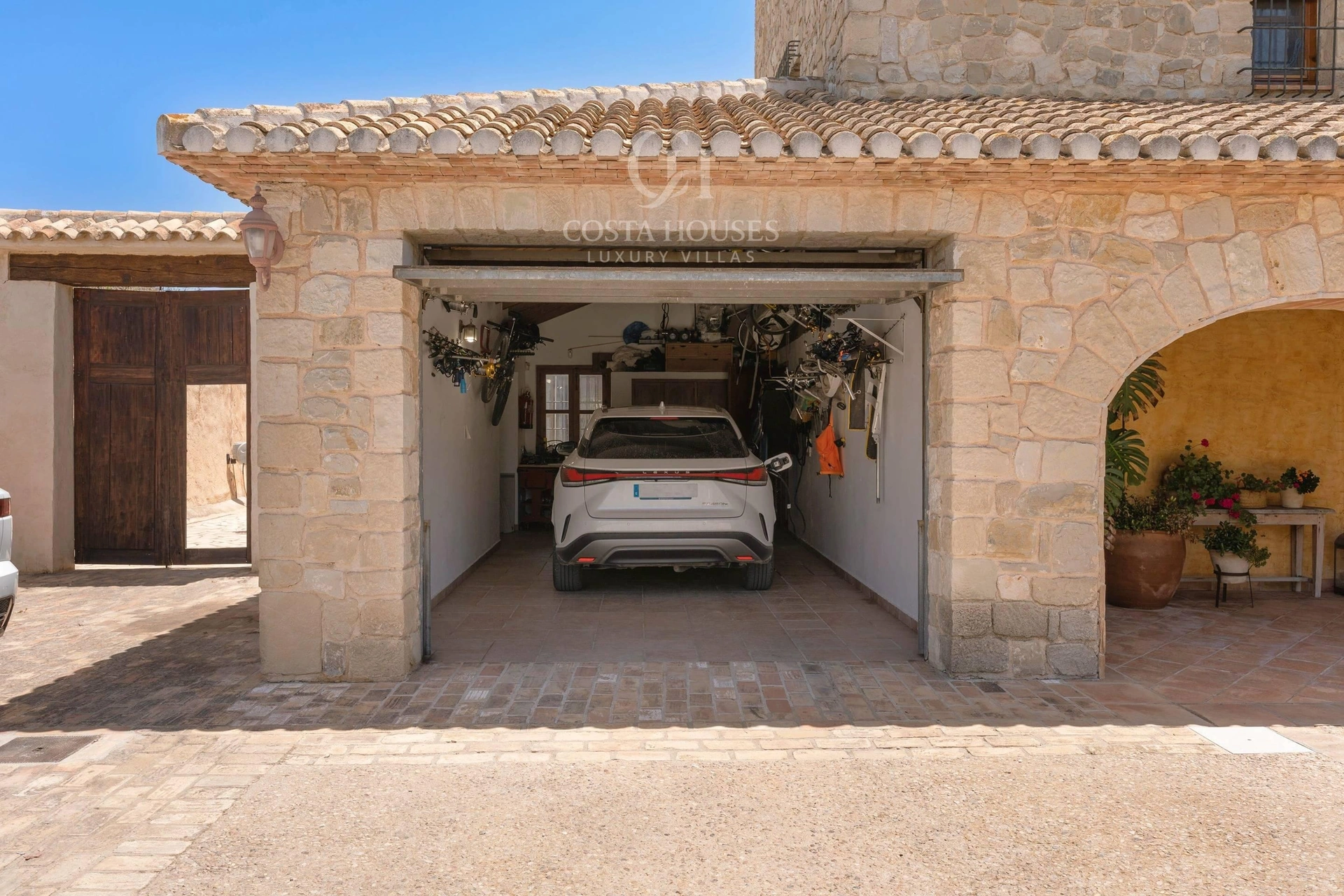 2595VL_FINCATROBAT - FINCA TROBAT - LUJO Y ENCANTO EN MORAIRA - TEULADA CON VISTAS AL MAR MEDITERRANEO