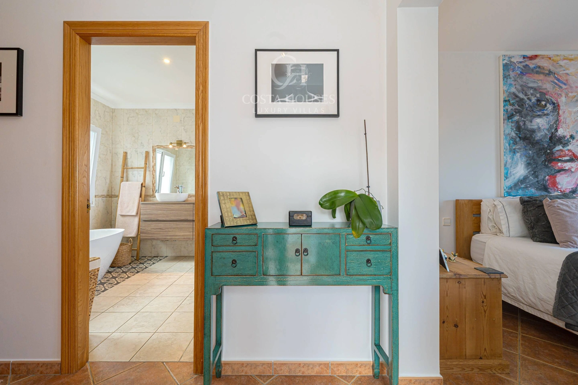 2782V_PIVER - VILLA PIVER · ELEGANCIA CONTEMPORÁNEA ENTRE EL MAR Y EL MONTGÓ – JÁVEA, COSTA BLANCA