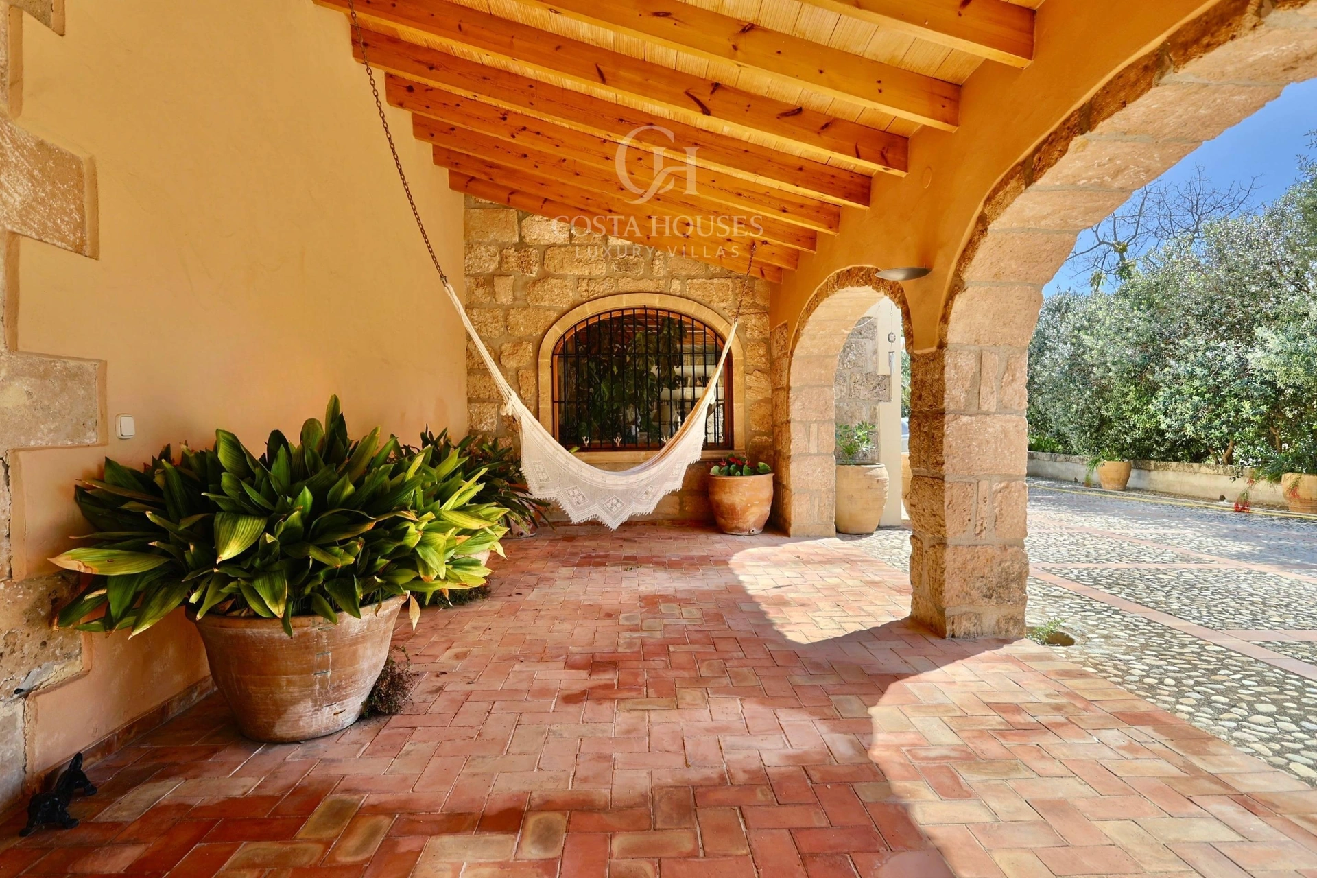 2724VL_SENIOLES - FINCA MEDITERRANEA EN SENIOLES, JAVEA · AUTENTICIDAD Y ENCANTO RUSTICO