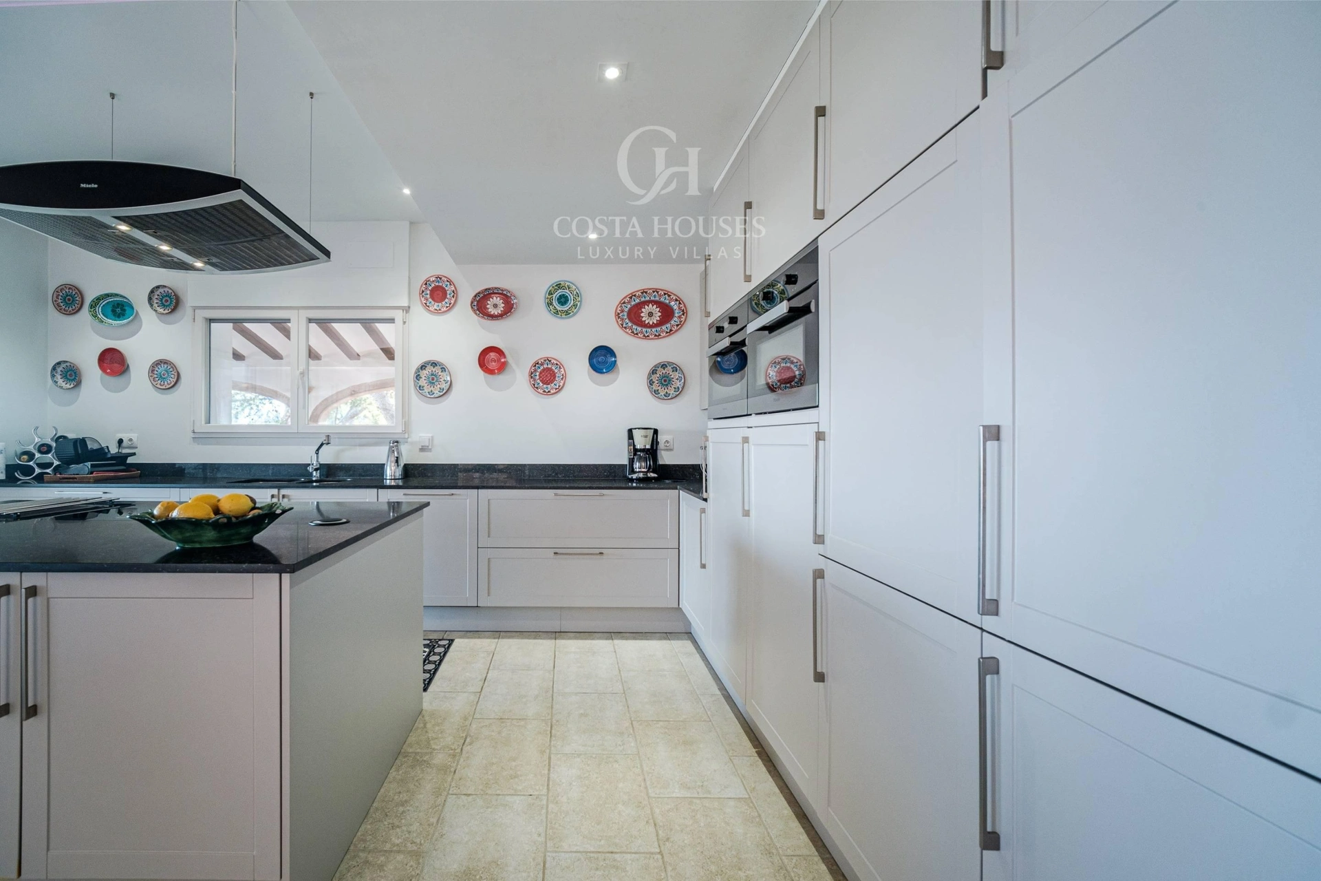 2719VL_MILAN - VILLA MILAN · RESIDENCIA DE LUJO CON VISTAS PANORÁMICAS AL MAR EN JÁVEA, ALICANTE