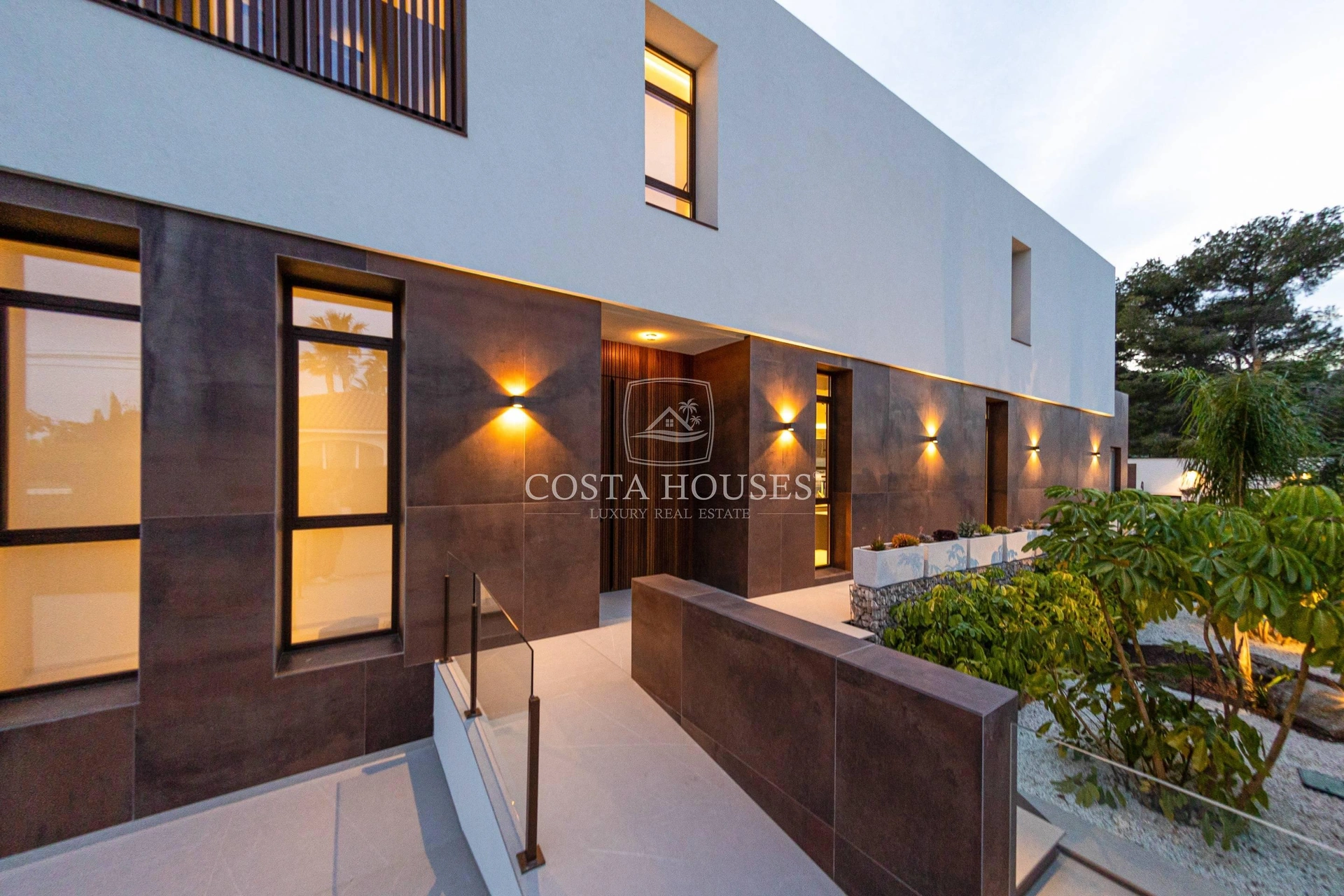 2521VL_ZEN - VILLA ZEN | IMPRESIONANTE VILLA EN VENTA EN BENIDORM CERCA DE GOLF AITANA, COSTA BLANCA