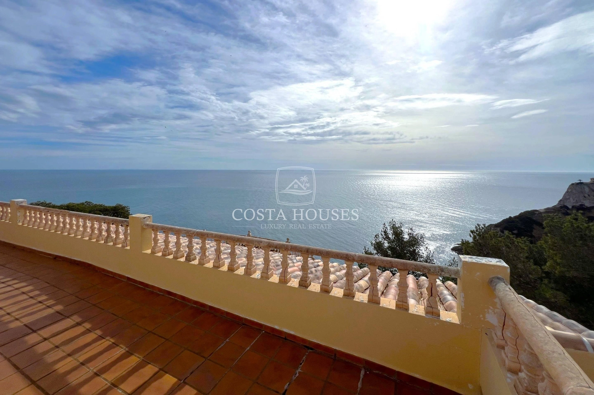 2645VL_CAPNEGRE - PRIMERA LÍNEA MAR JÁVEA | UNA PROPIEDAD INIGUALABLE SOBRE EL ACANTILADO