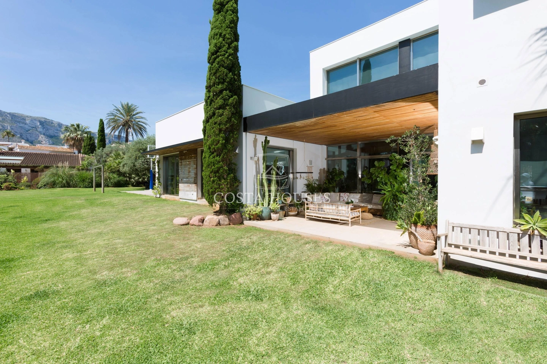 2418VL_SIRENA - ❶ VILLA SIRENA - En venta LUJOSO CHALET FRENTE AL MAR EN Denia, Costa Blanca España