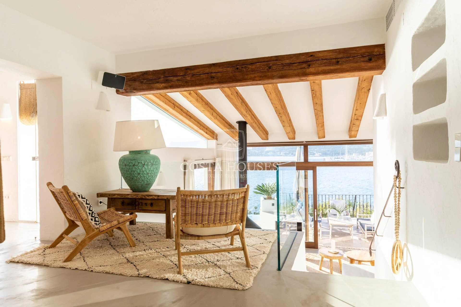 2406VL_PUERTOSOL - ❶ IBIZA VILLA FRENTE AL MAR EN MORAIRA, Costa Blanca | Exclusive SEAFRONT IBIZA VILLA in Moraira