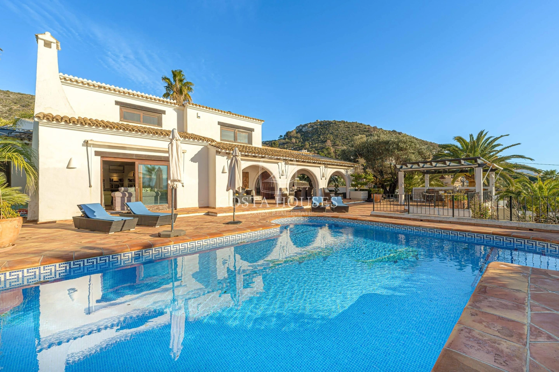 2636VL_IBIZASTYLE - VILLA IBIZA STYLE - UN REFUGIO MEDITERRÁNEO A SOLO 90 METROS DE LA PLAYA EL PORTET, MORAIRA