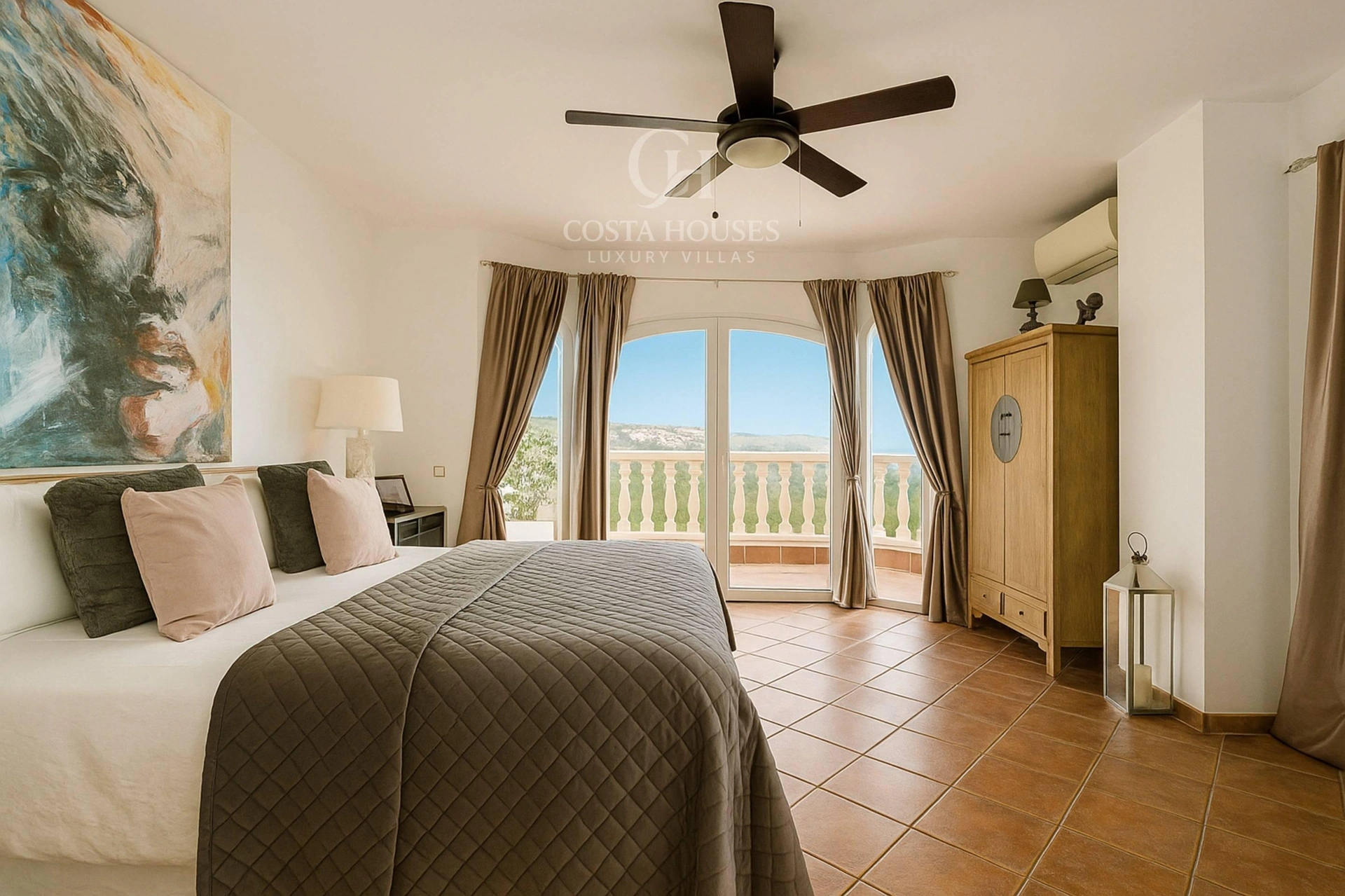 2782V_PIVER - VILLA PIVER · ELEGANCIA CONTEMPORÁNEA ENTRE EL MAR Y EL MONTGÓ – JÁVEA, COSTA BLANCA
