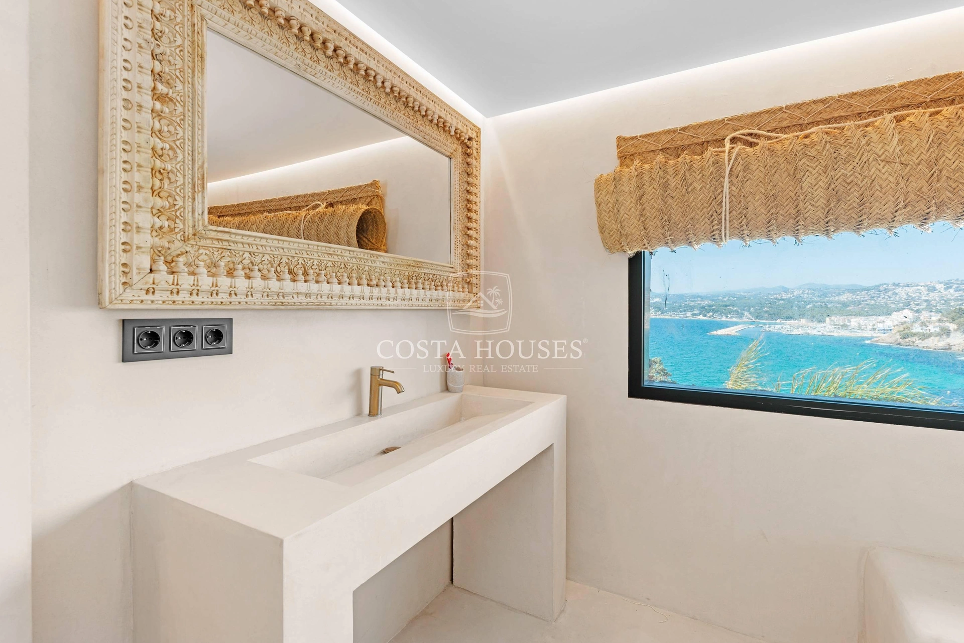 2556VL_LATORRE - Venta IBIZA VILLA DE LUJO PRIMERA LINEA EN MORAIRA, Alicante | ACCESO PRIVADO AL MAR