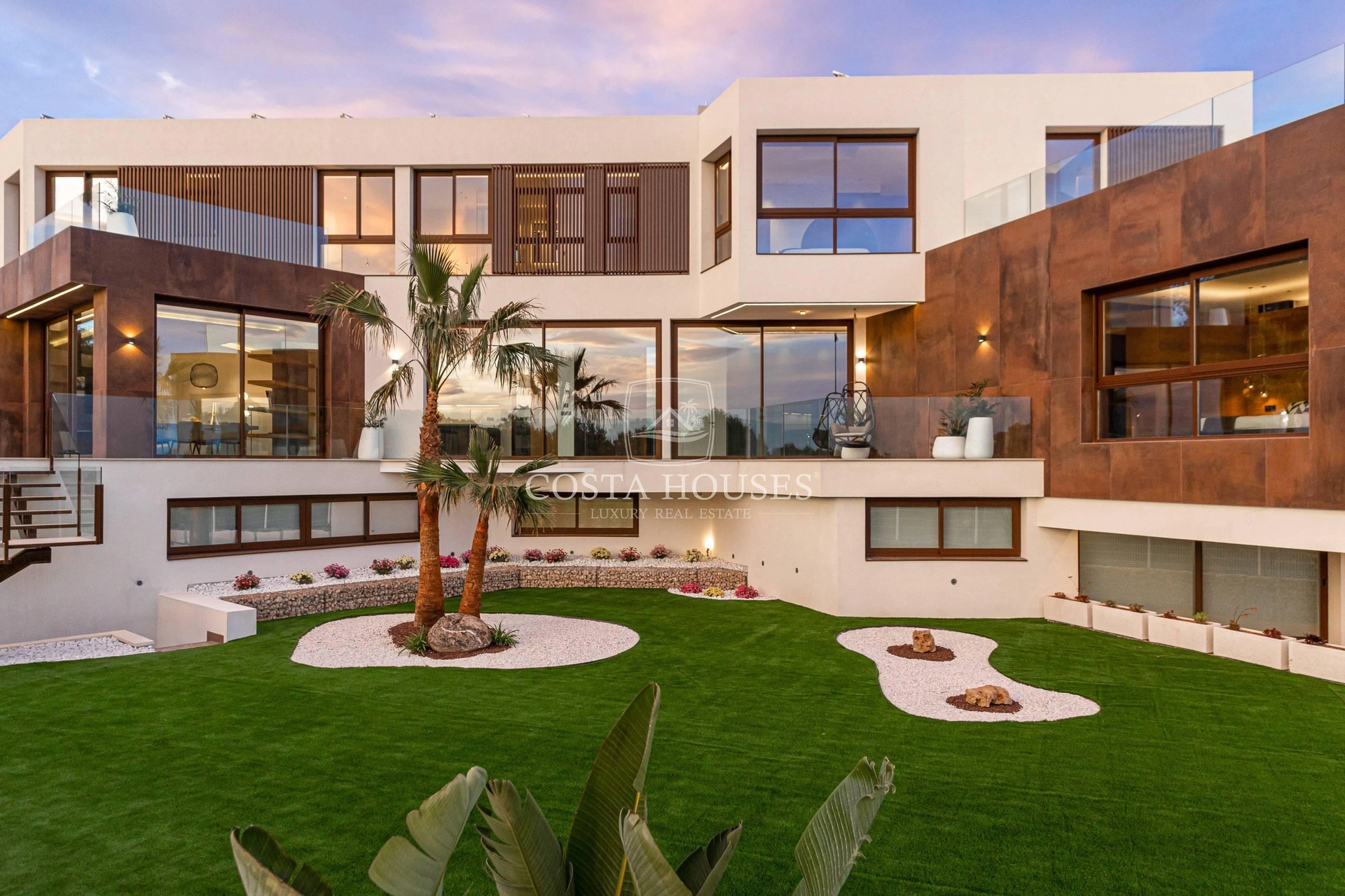 2521VL_ZEN - VILLA ZEN | IMPRESIONANTE VILLA EN VENTA EN BENIDORM CERCA DE GOLF AITANA, COSTA BLANCA