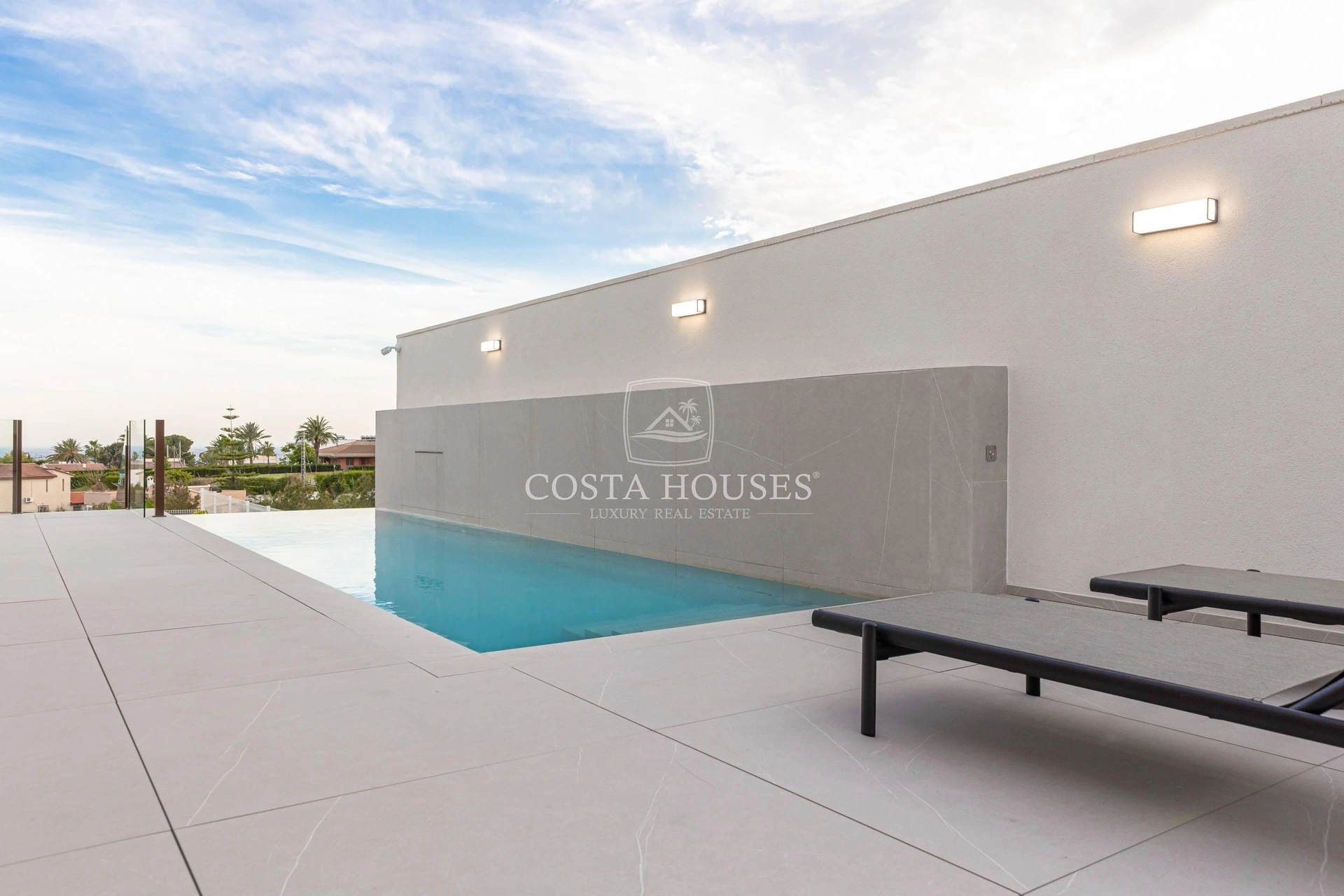 2521VL_ZEN - VILLA ZEN | IMPRESIONANTE VILLA EN VENTA EN BENIDORM CERCA DE GOLF AITANA, COSTA BLANCA