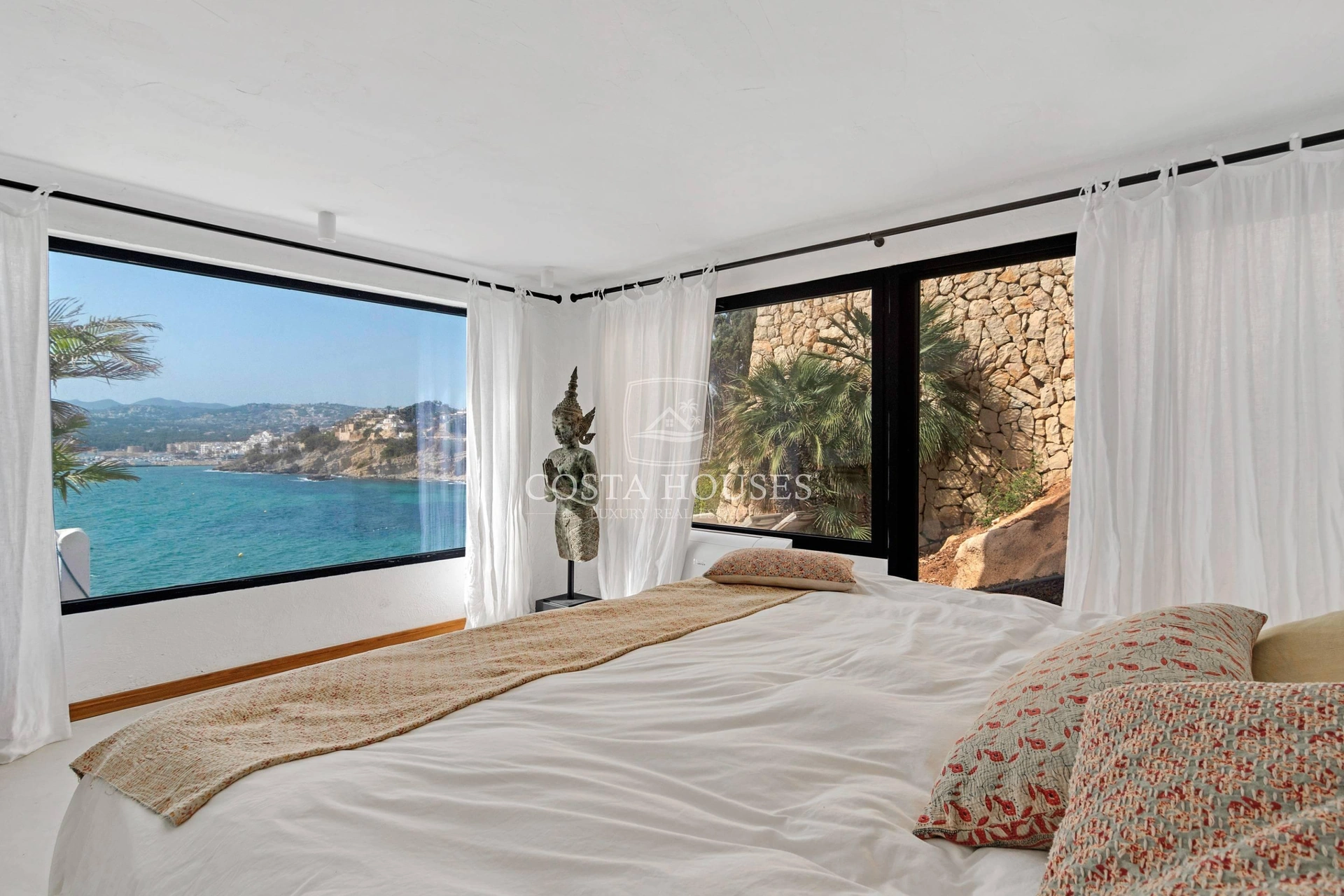 2556VL_LATORRE - Venta IBIZA VILLA DE LUJO PRIMERA LINEA EN MORAIRA, Alicante | ACCESO PRIVADO AL MAR