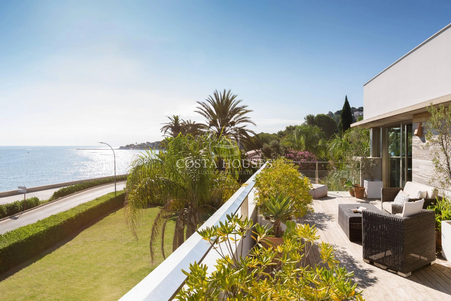 2418VL_SIRENA - ❶ VILLA SIRENA - En venta LUJOSO CHALET FRENTE AL MAR EN Denia, Costa Blanca España