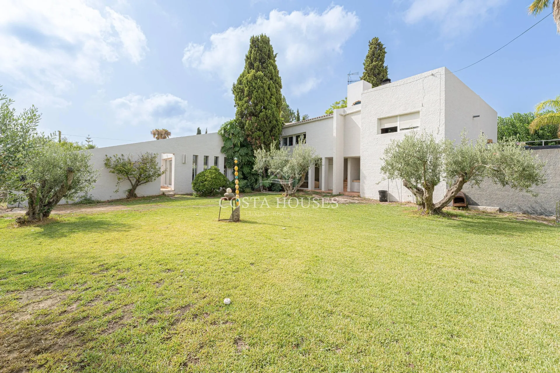 2559VL_ARTHOUSE - Art HouSe | Lujosa Finca Moderna con Establo Ecuestre en LA SELLA Golf, Denia Alicante