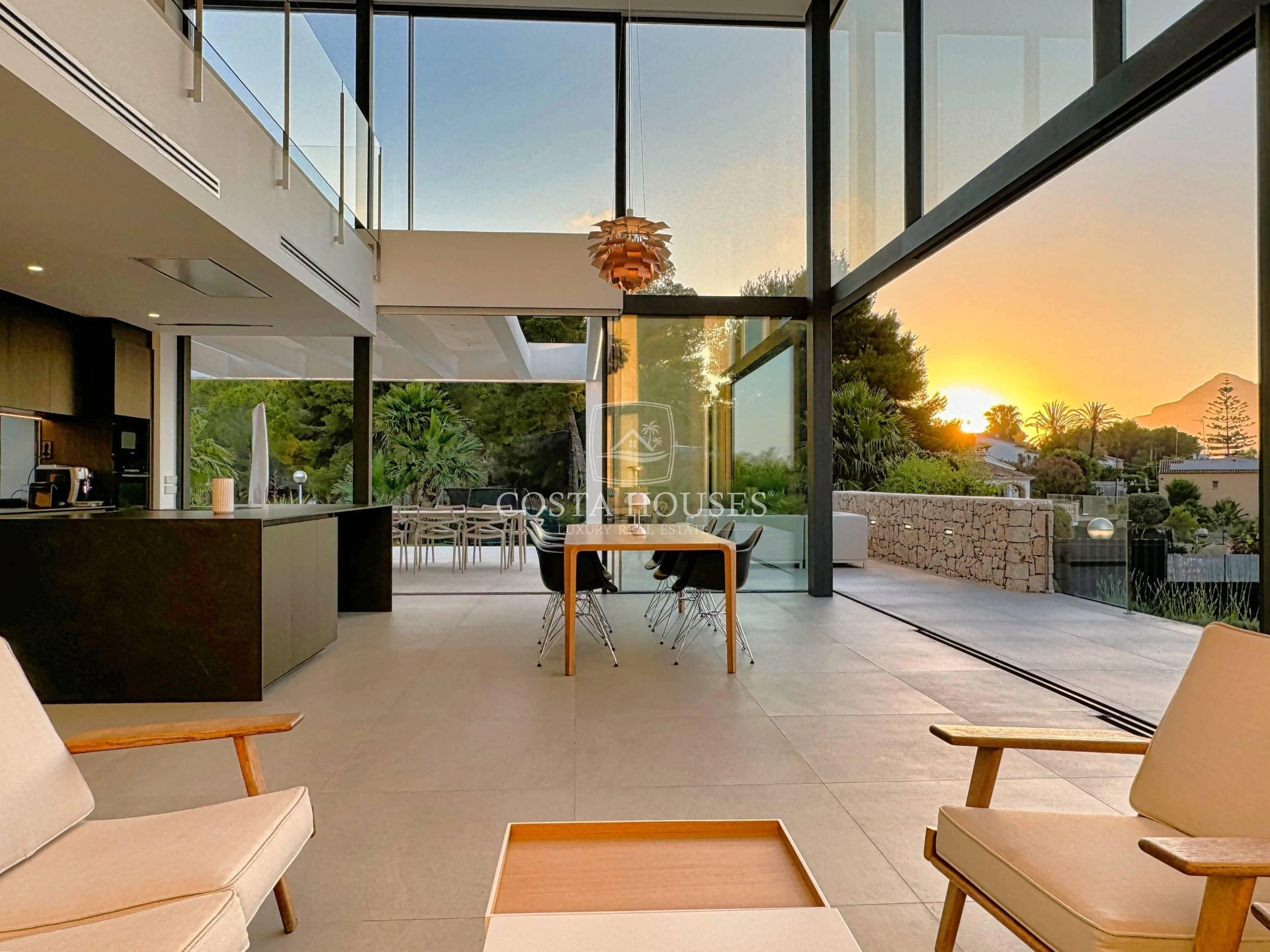 2703VL_ARENALSUNSET - VILLA ARENAL SUNSET · VILLA MODERNA CON VISTAS AL MAR A POCOS PASOS DE LA PLAYA DEL ARENAL EN JÁVEA XÀBIA