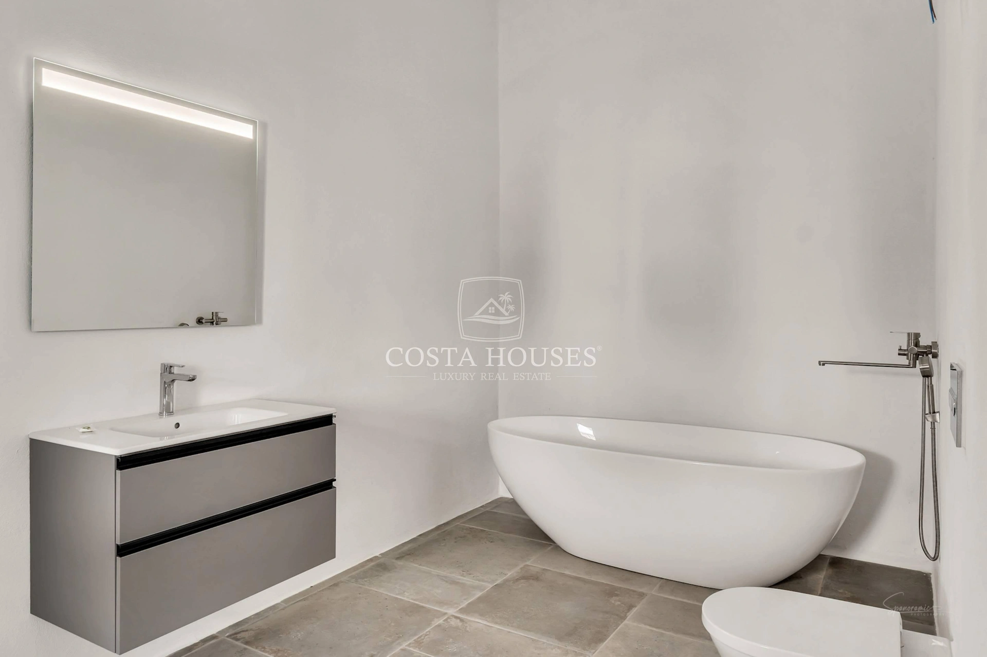 2677VL_HACIENDAJAVEA - HACIENDA JÁVEA · FINCA ANDALUZA CON GRAN PARCELA Y AMPLIAS POSIBILIDADES EN VENTA EN JÁVEA XÀBIA