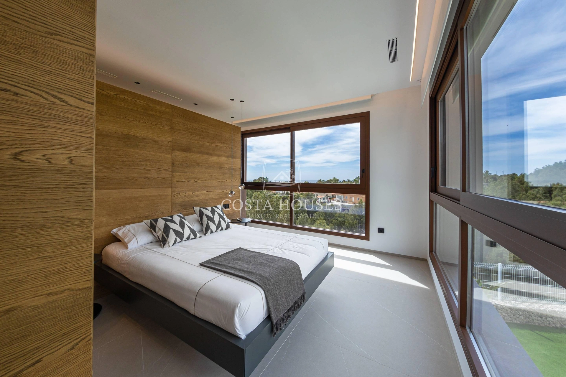 2521VL_ZEN - VILLA ZEN | IMPRESIONANTE VILLA EN VENTA EN BENIDORM CERCA DE GOLF AITANA, COSTA BLANCA