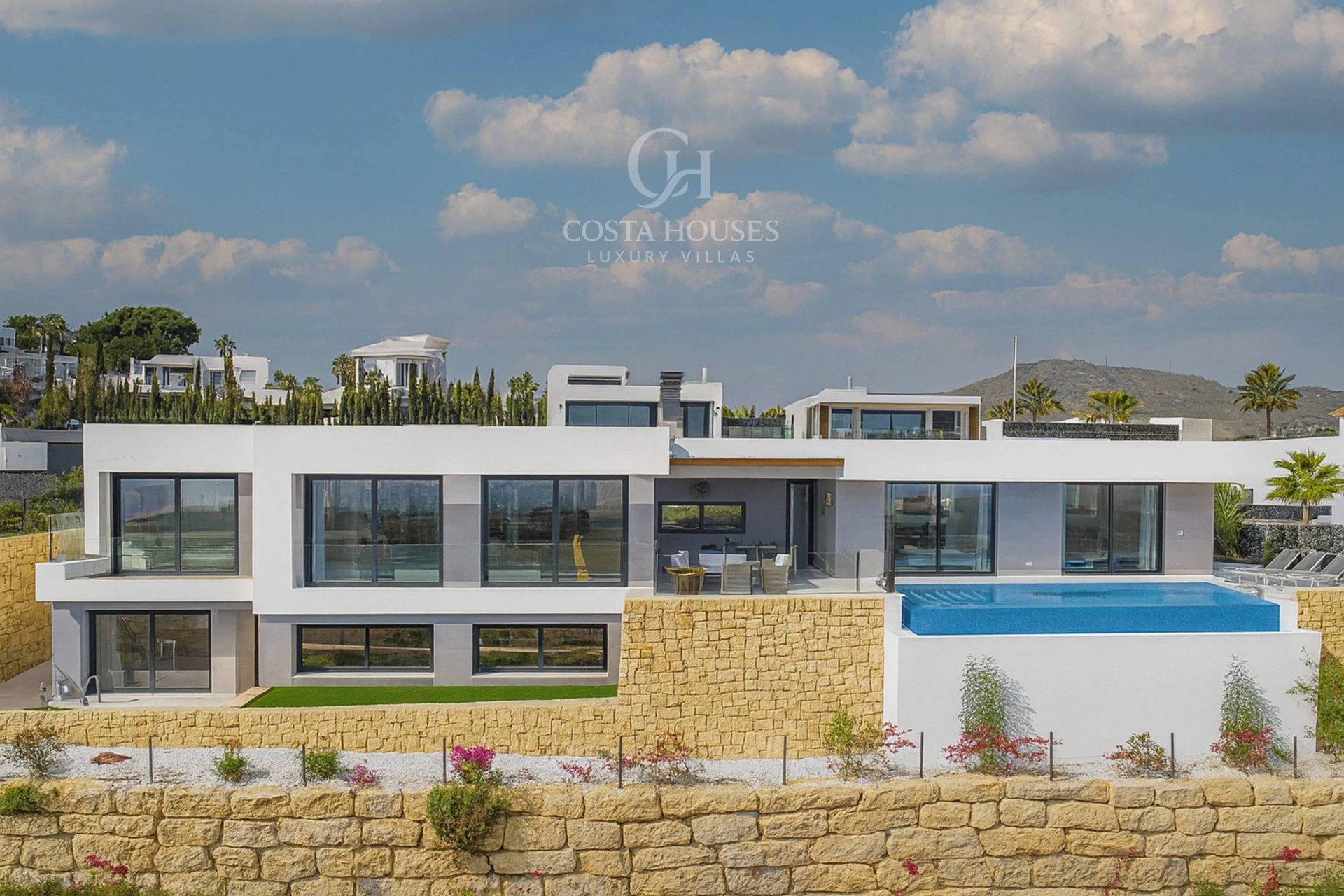 2768V_SKYLINE - VILLA SKYLINE · LUJO MEDITERRANEO EN FINESTRAT CON VISTAS AL MAR Y A BENIDORM