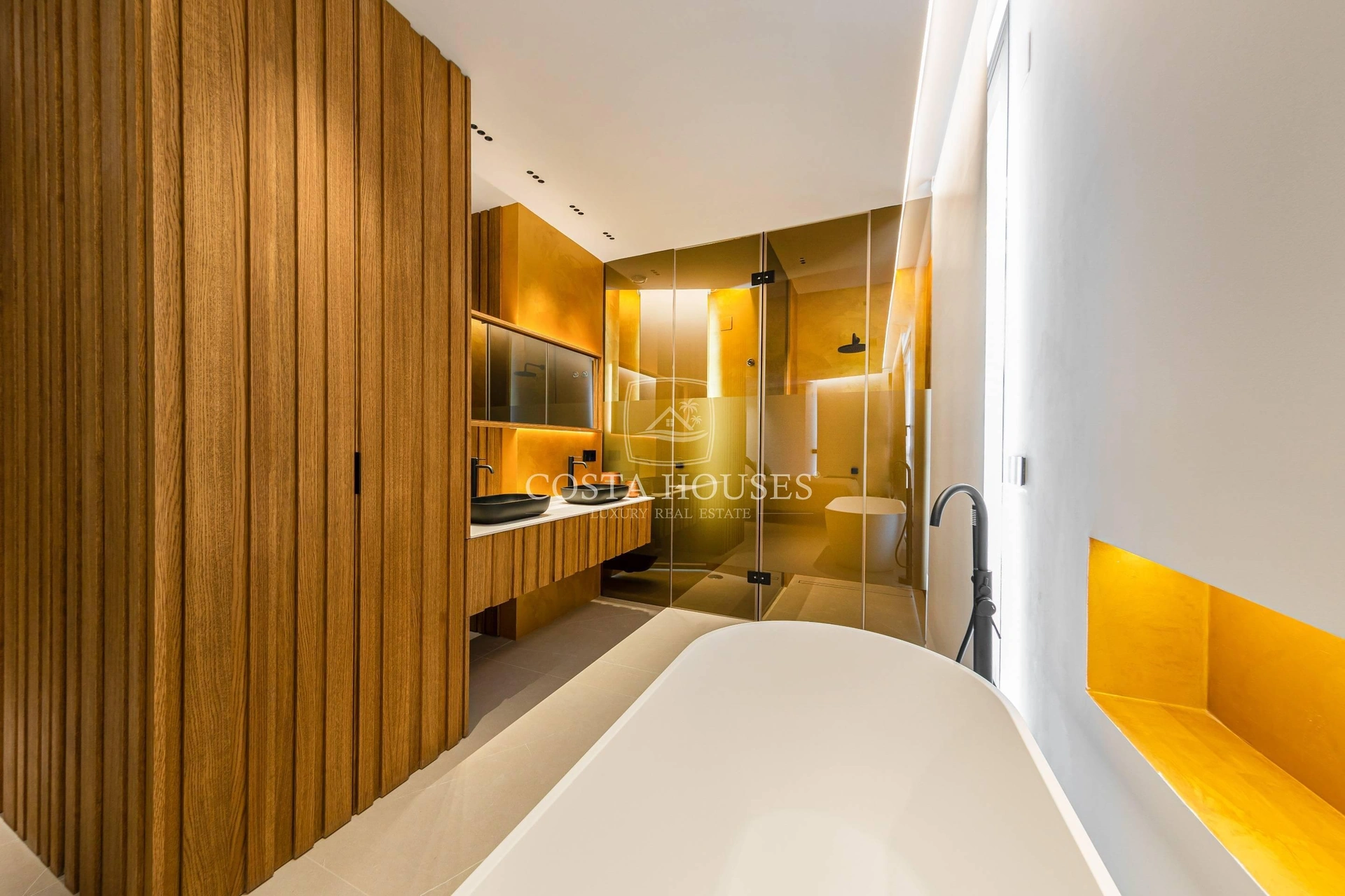 2521VL_ZEN - VILLA ZEN | IMPRESIONANTE VILLA EN VENTA EN BENIDORM CERCA DE GOLF AITANA, COSTA BLANCA