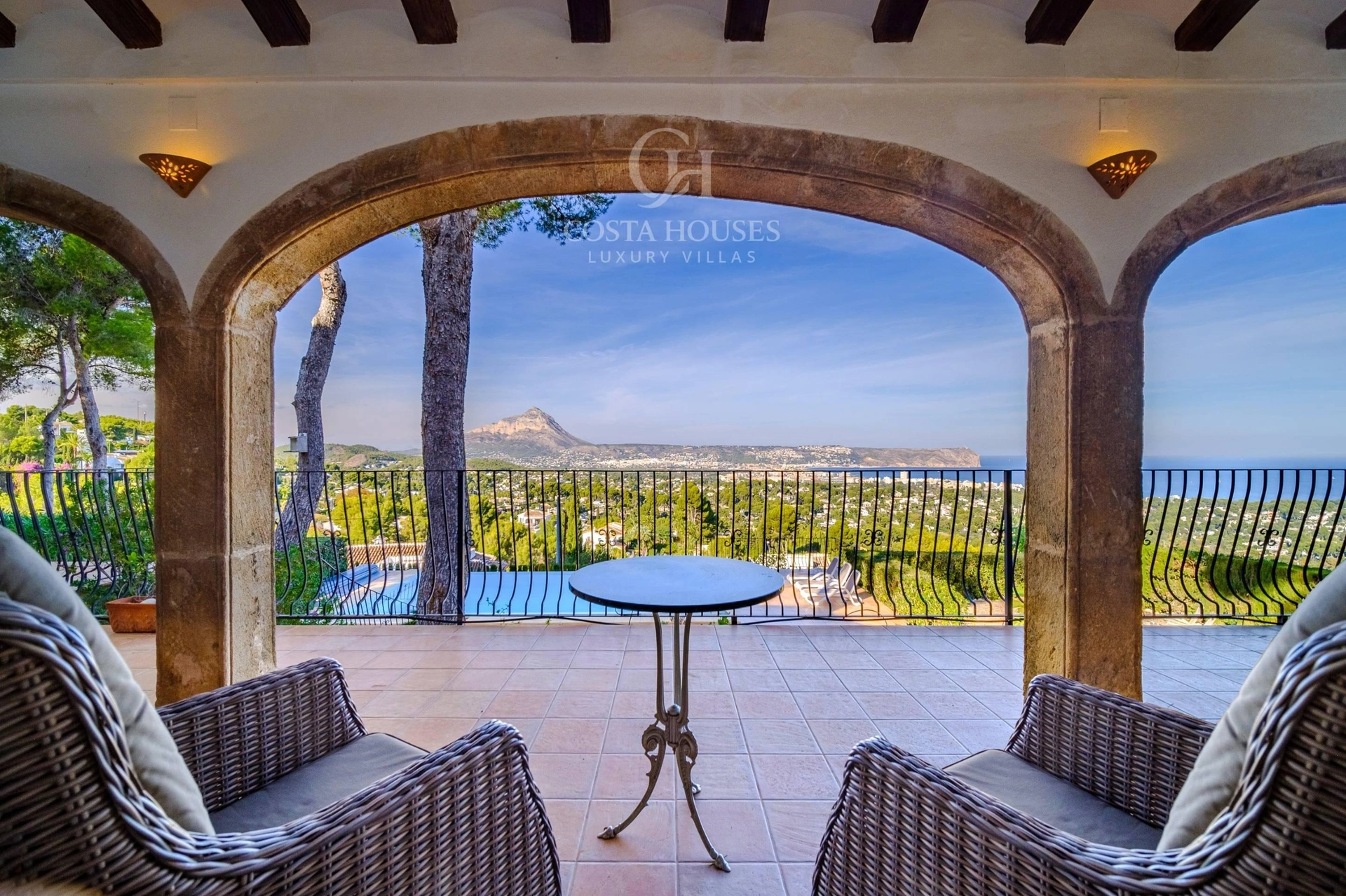 2719VL_MILAN - VILLA MILAN · RESIDENCIA DE LUJO CON VISTAS PANORÁMICAS AL MAR EN JÁVEA, ALICANTE