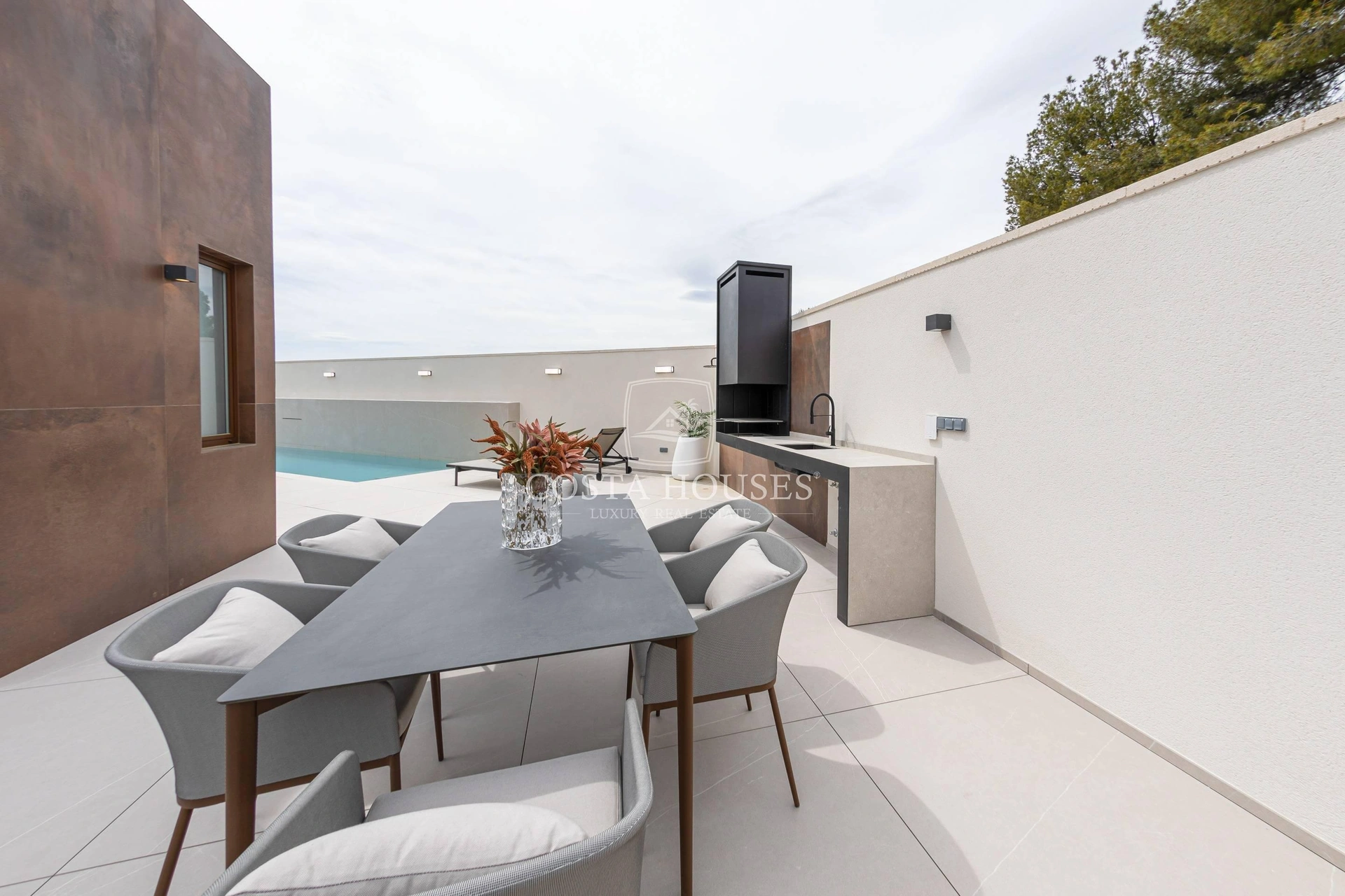 2521VL_ZEN - VILLA ZEN | IMPRESIONANTE VILLA EN VENTA EN BENIDORM CERCA DE GOLF AITANA, COSTA BLANCA