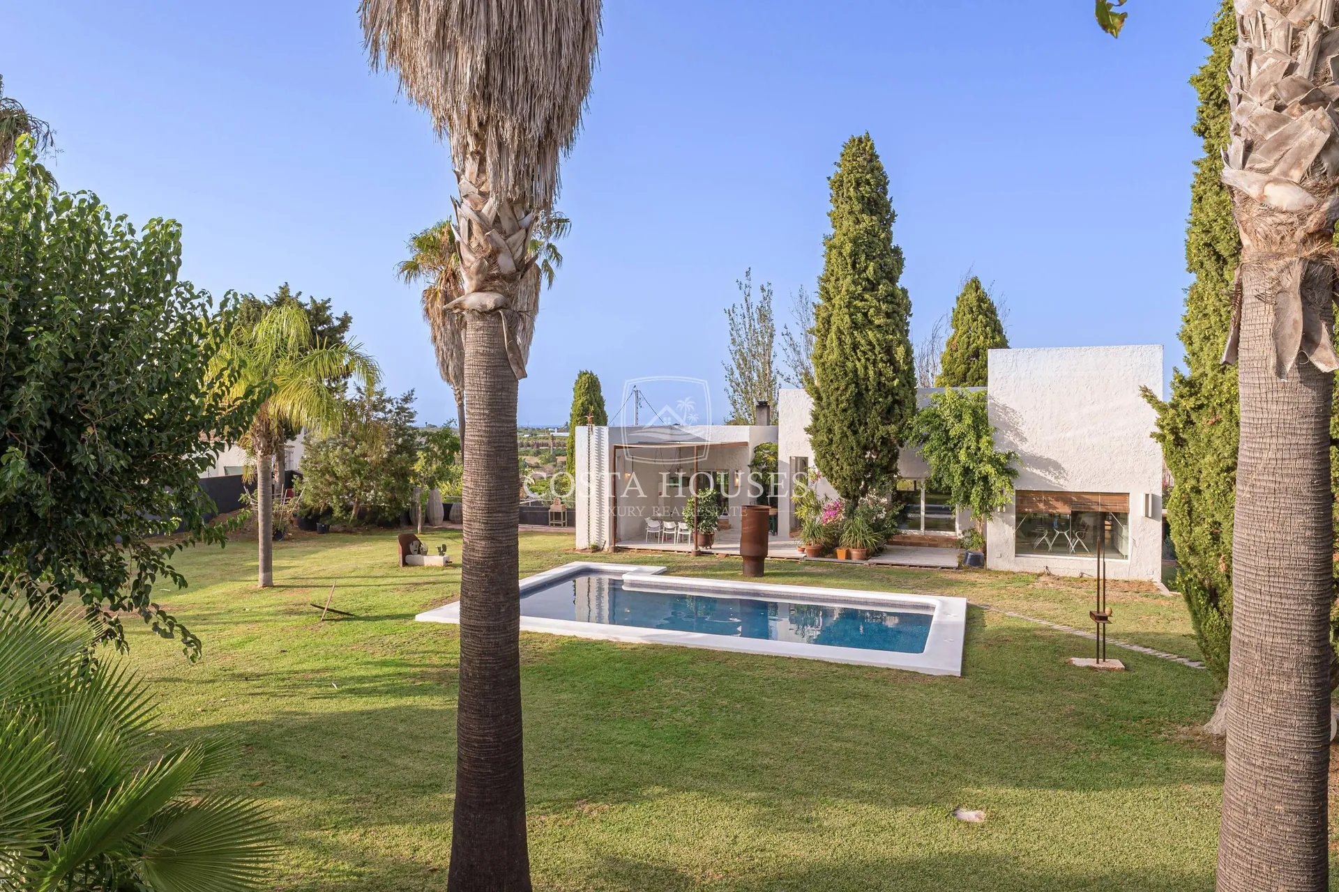 2559VL_ARTHOUSE - Art HouSe | Lujosa Finca Moderna con Establo Ecuestre en LA SELLA Golf, Denia Alicante