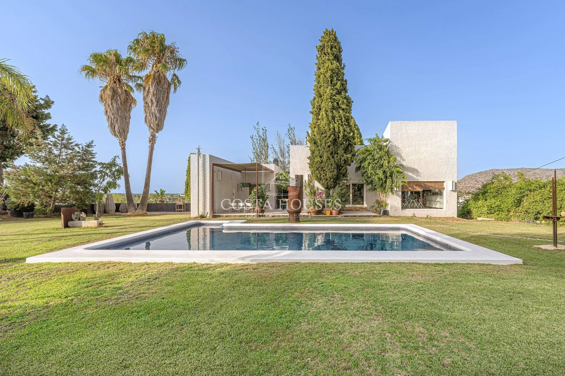 2559VL_ARTHOUSE - Art HouSe | Lujosa Finca Moderna con Establo Ecuestre en LA SELLA Golf, Denia Alicante
