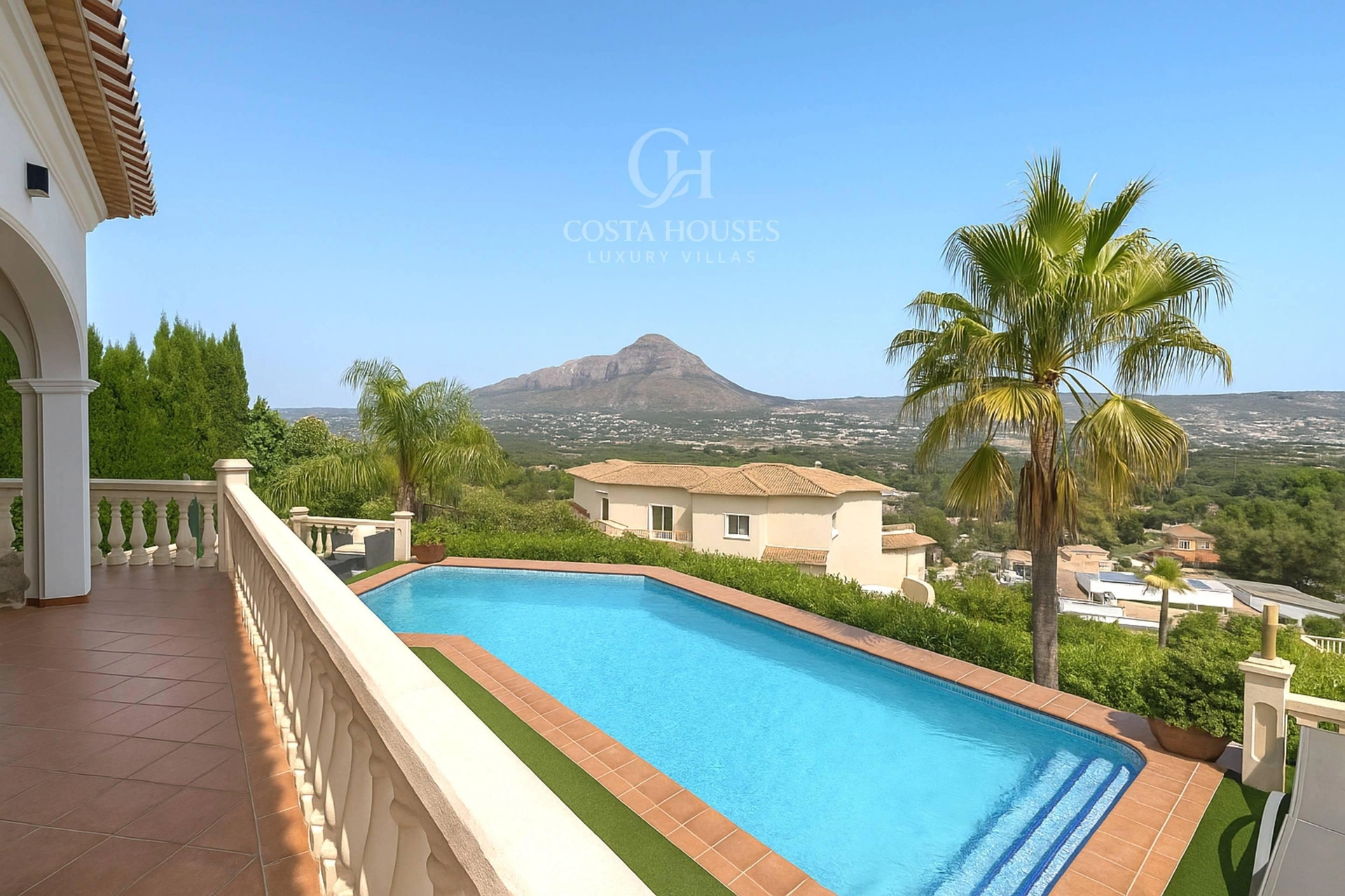 2782V_PIVER - VILLA PIVER · ELEGANCIA CONTEMPORÁNEA ENTRE EL MAR Y EL MONTGÓ – JÁVEA, COSTA BLANCA
