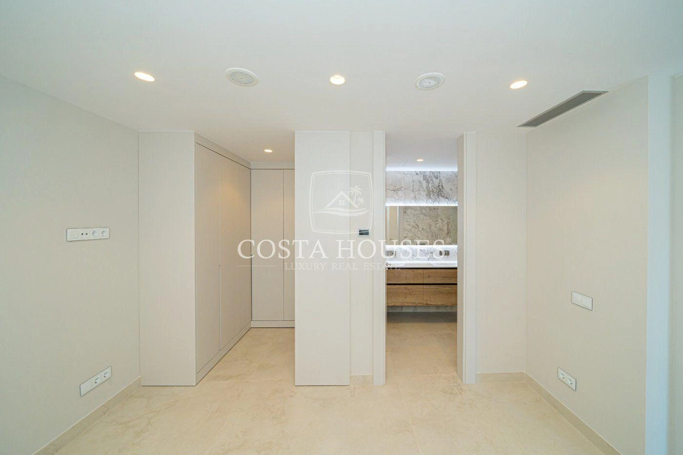 2331AL_GOLDENBAY - Venta APARTAMENTO DE LUJO EN 1a LINEA PLAYA FRENTE MAR EN BENIDORM | PISCINA INFINITY PRIVADA