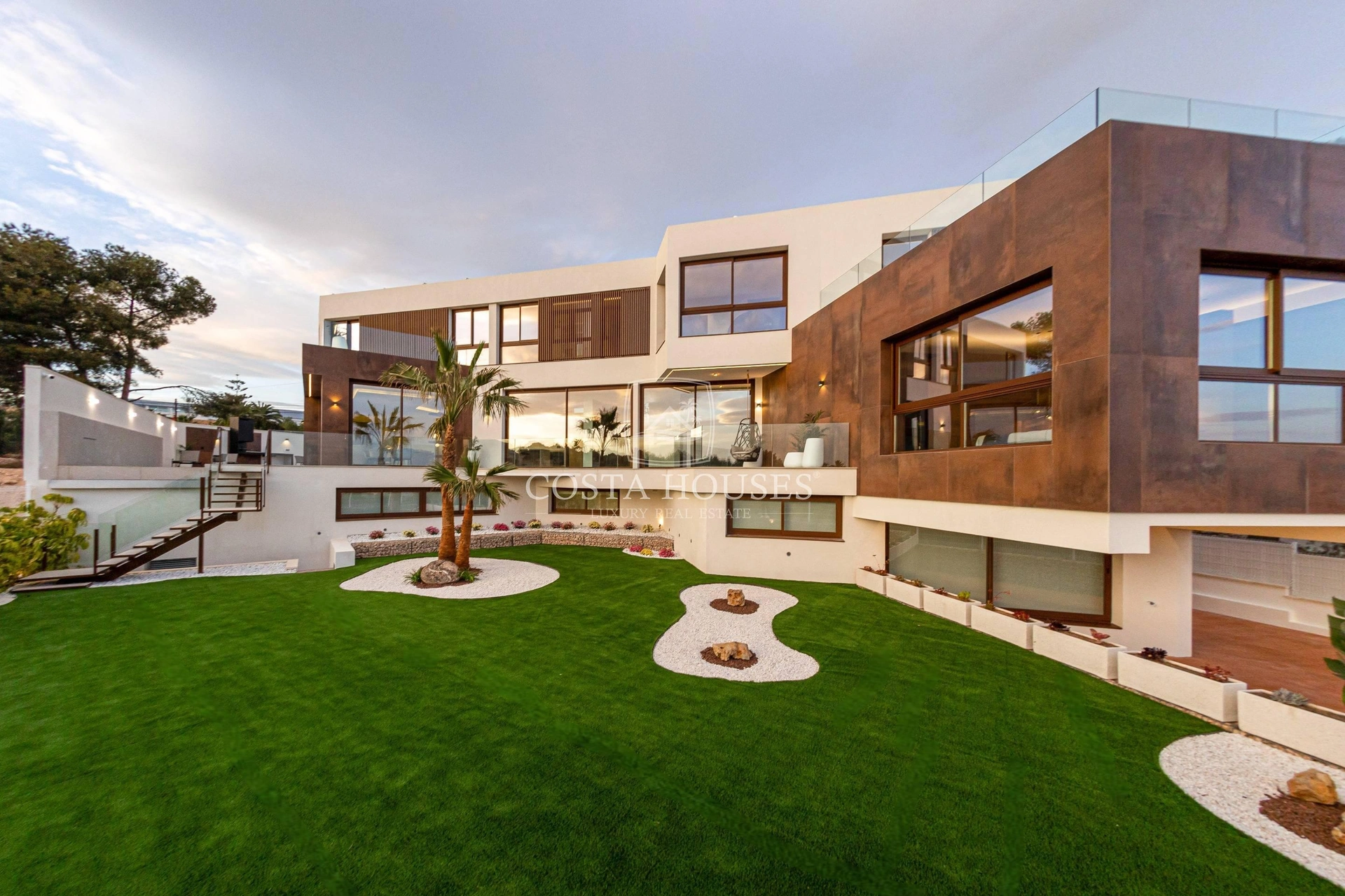2521VL_ZEN - VILLA ZEN | IMPRESIONANTE VILLA EN VENTA EN BENIDORM CERCA DE GOLF AITANA, COSTA BLANCA