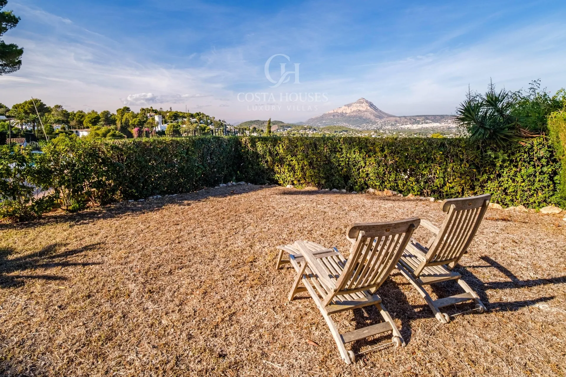 2719VL_MILAN - VILLA MILAN · RESIDENCIA DE LUJO CON VISTAS PANORÁMICAS AL MAR EN JÁVEA, ALICANTE