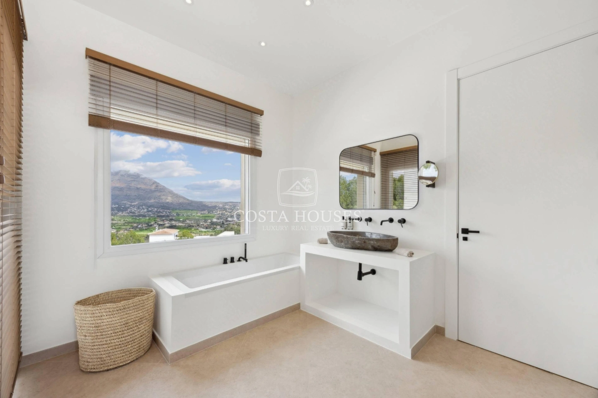 2672VL_COTTAGE - COTTAGE · FINCA MEDITERRÁNEA DE LUJO EN VENTA EN JÁVEA CON VISTAS AL MAR Y AL MONTGÓ