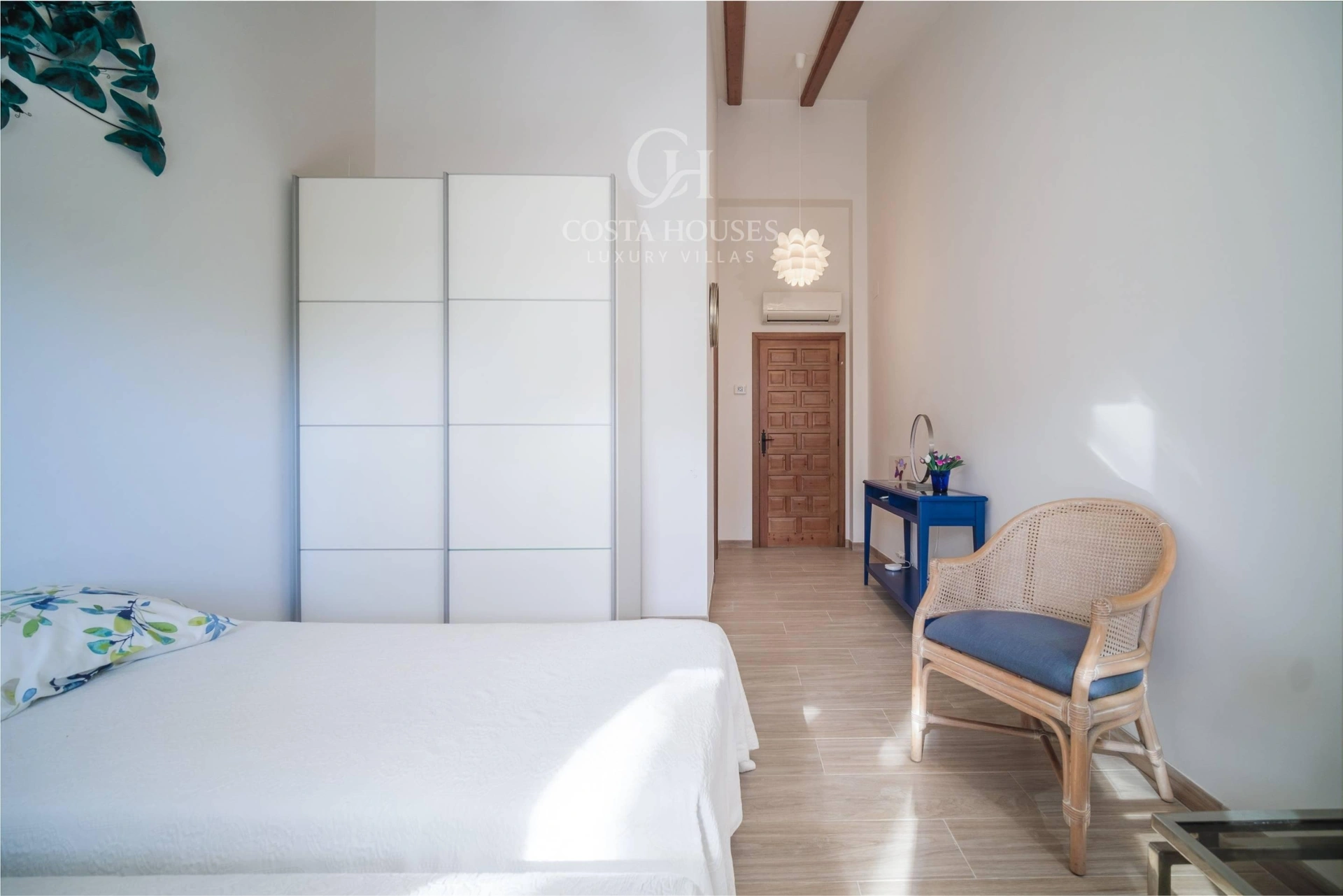 2719VL_MILAN - VILLA MILAN · RESIDENCIA DE LUJO CON VISTAS PANORÁMICAS AL MAR EN JÁVEA, ALICANTE