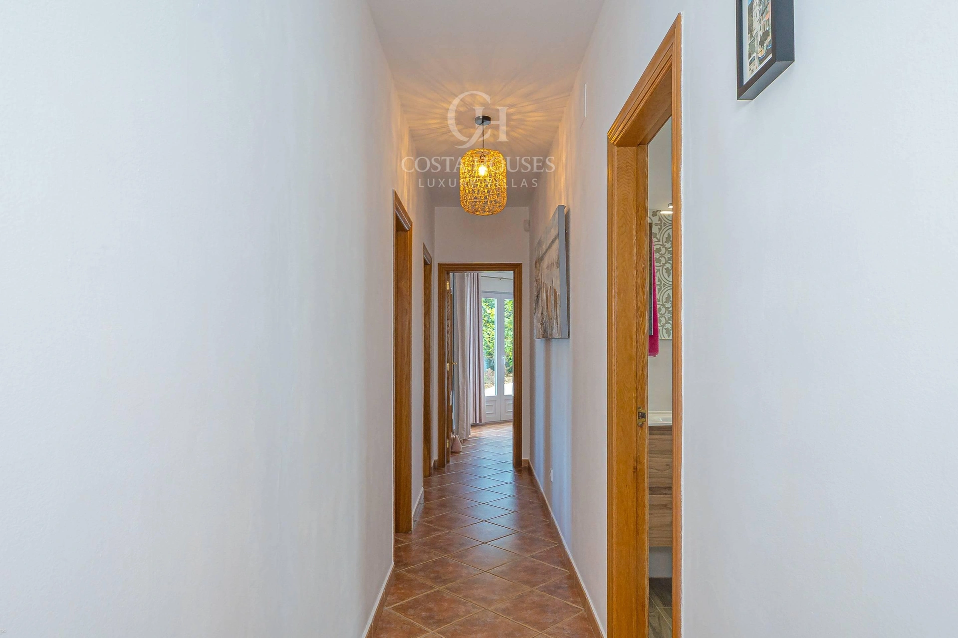 2782V_PIVER - VILLA PIVER · ELEGANCIA CONTEMPORÁNEA ENTRE EL MAR Y EL MONTGÓ – JÁVEA, COSTA BLANCA