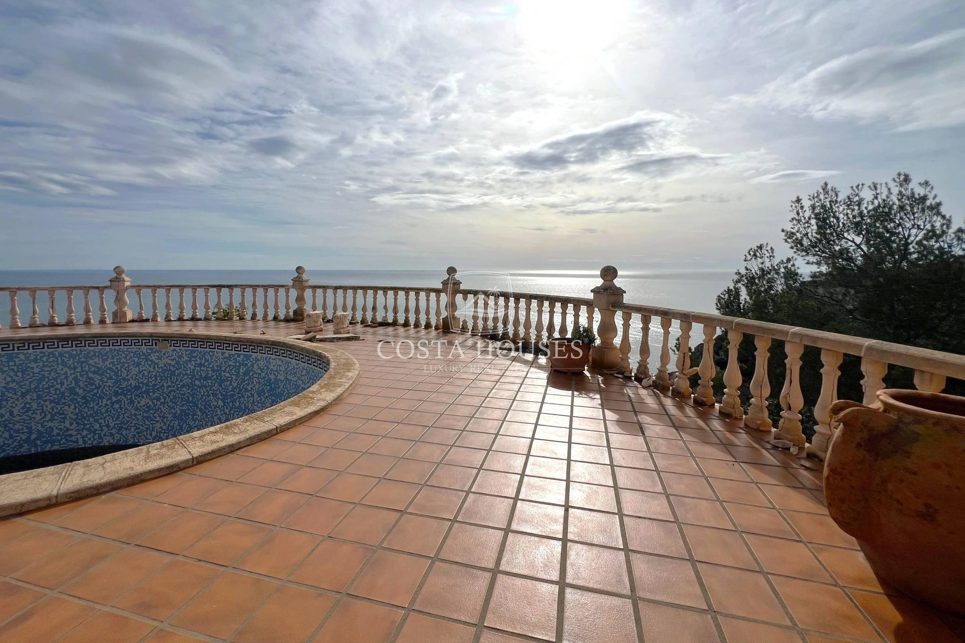 2645VL_CAPNEGRE - PRIMERA LÍNEA MAR JÁVEA | UNA PROPIEDAD INIGUALABLE SOBRE EL ACANTILADO