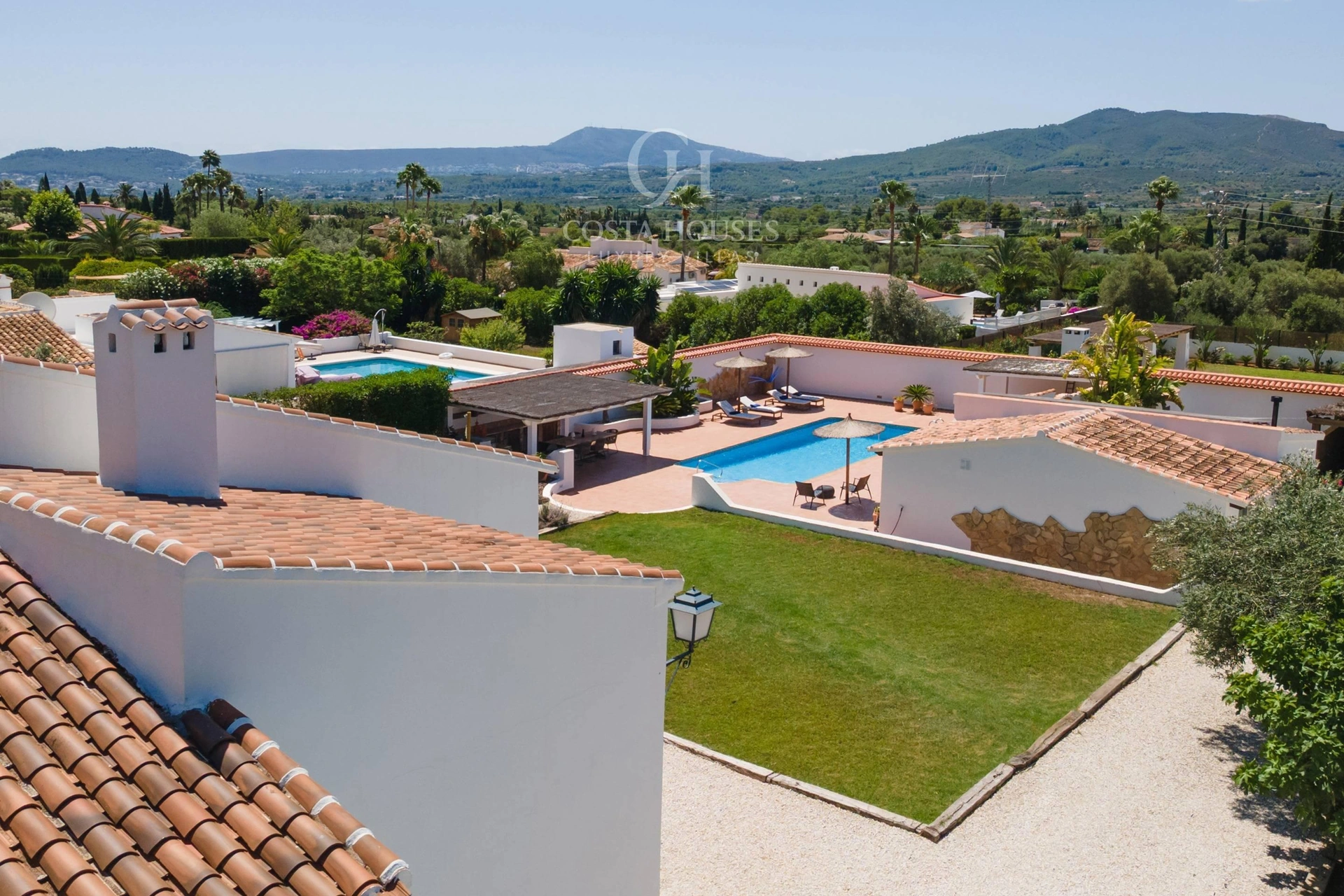 2806VL_MORELIA - VILLA MORELIA · CALME MÉDITERRANÉEN AU PIED DU MONTGÓ, JÁVEA