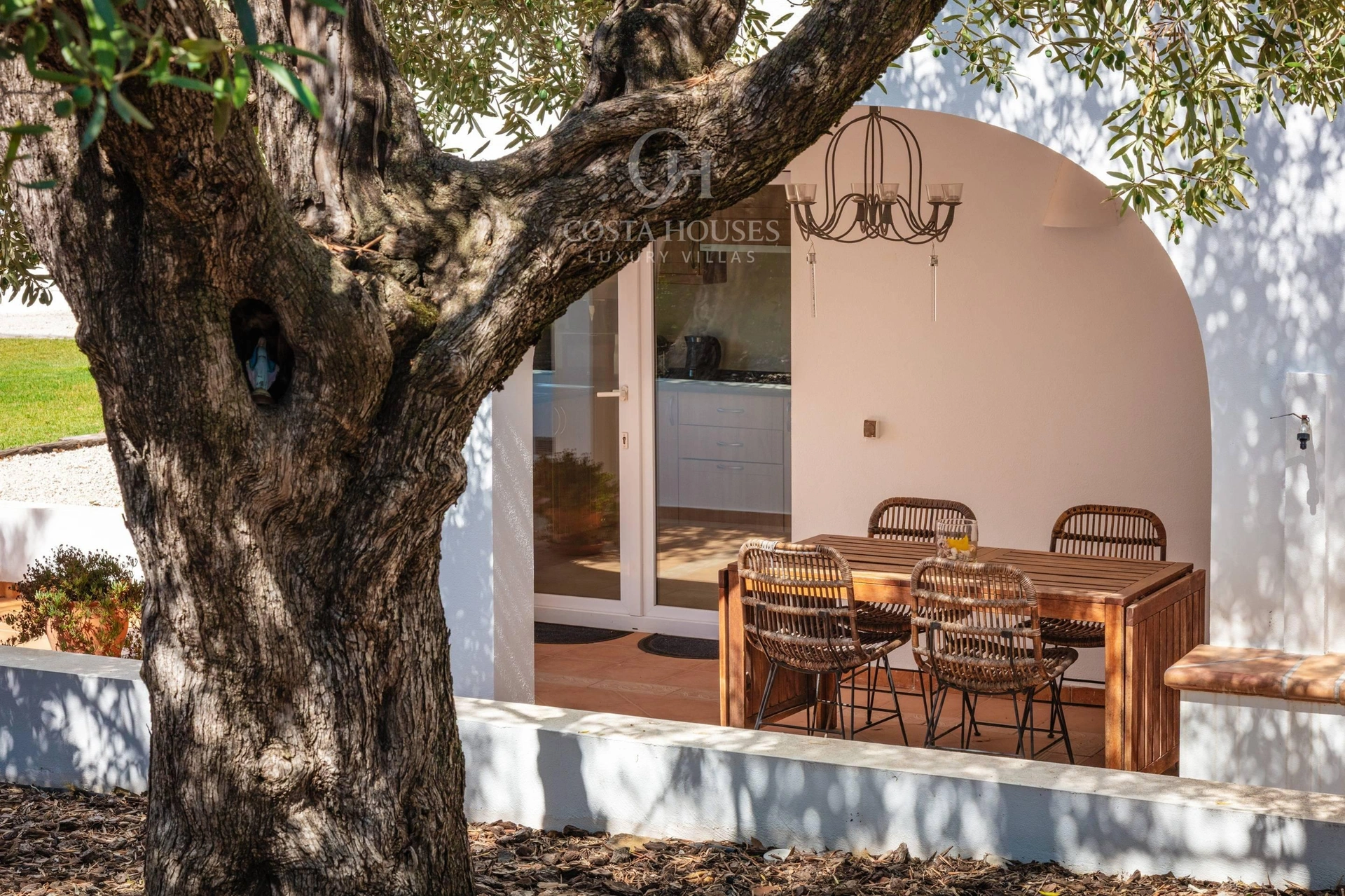 2806VL_MORELIA - VILLA MORELIA · CALME MÉDITERRANÉEN AU PIED DU MONTGÓ, JÁVEA